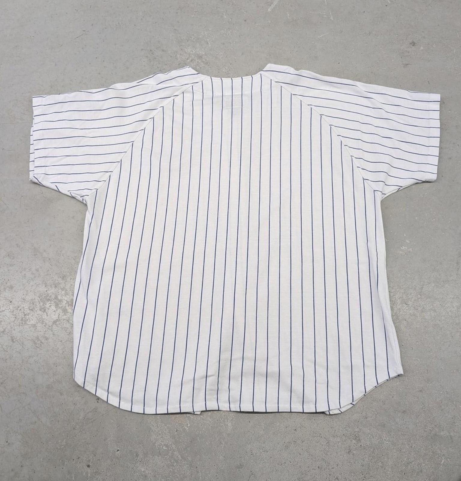 Starter Starter Chicago Cubs MLB White pin stripe baseball jersey Size US XXL / EU 58 / 5 - 2 Thumbnail