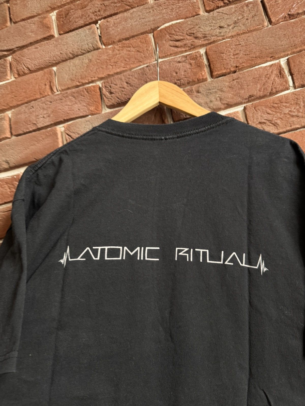 Band Tees × Vintage vintage 00s Nebula Atomic Ritual Stoner Rock Band Tee xl Size US XL / EU 56 / 4 - 5 Thumbnail