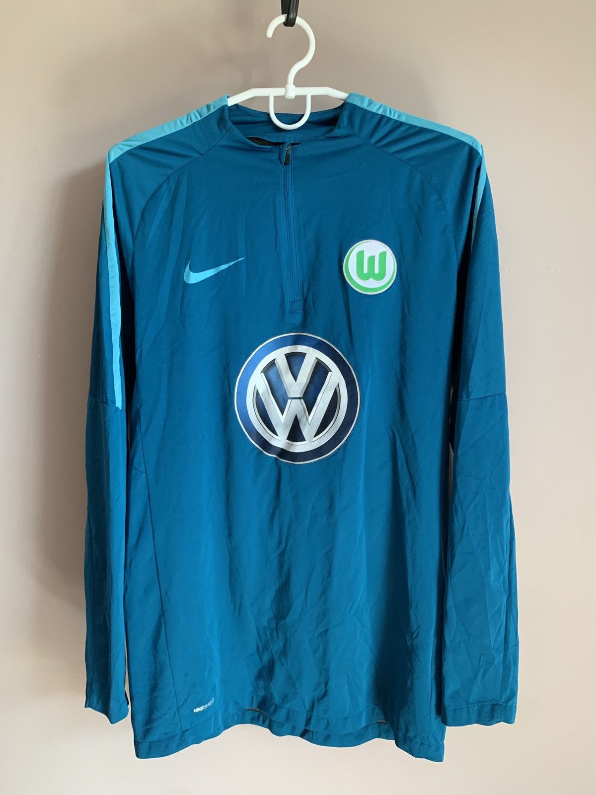 Nike VFL Wolfsburg 1/3 Zip Football Shirt Nike Soccer Jersey Sz S Size US S / EU 44-46 / 1 - 1 Thumbnail