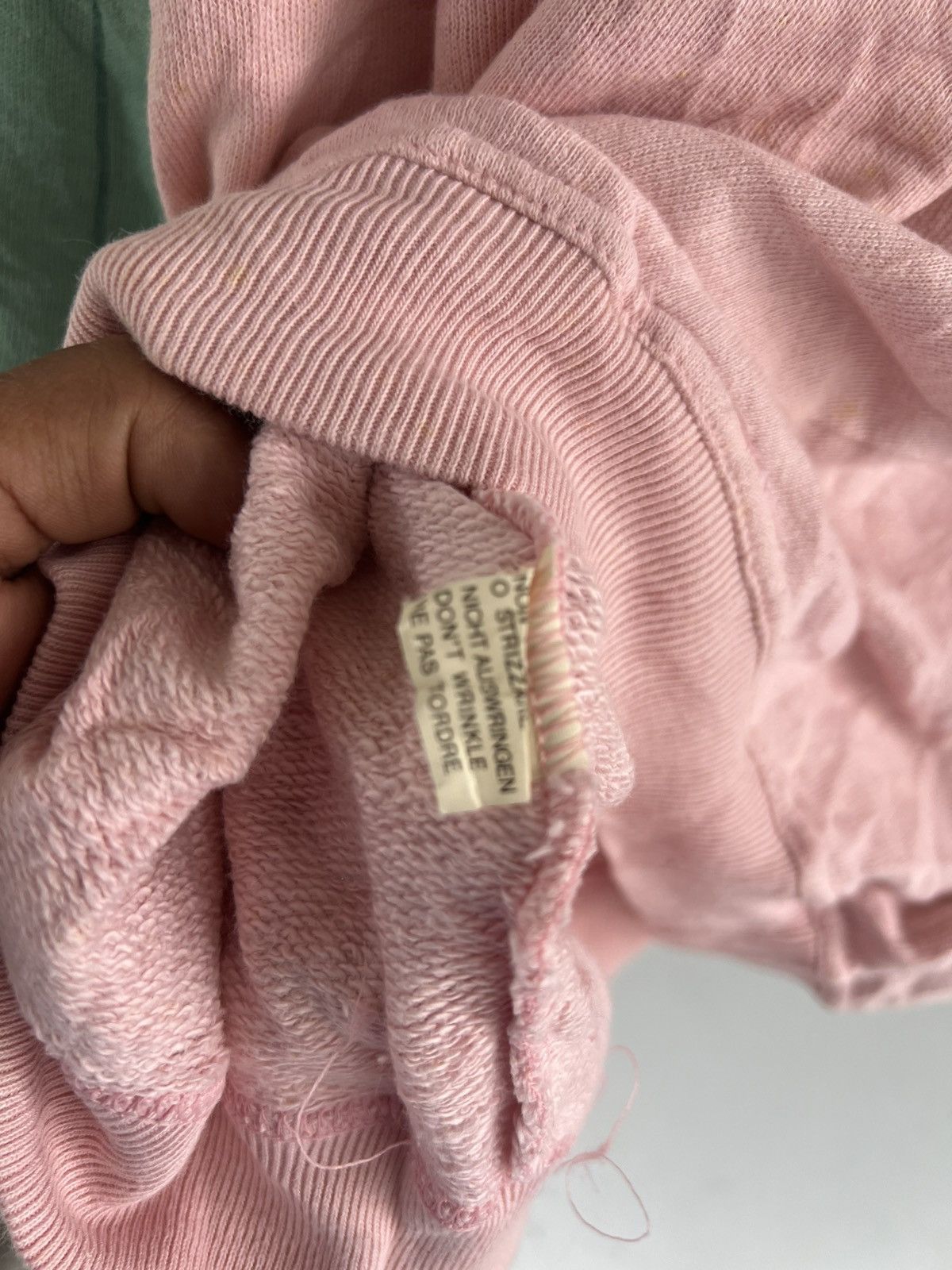 Vintage Sweatshirt Design by Benetton Size US L / EU 52-54 / 3 - 4 Thumbnail