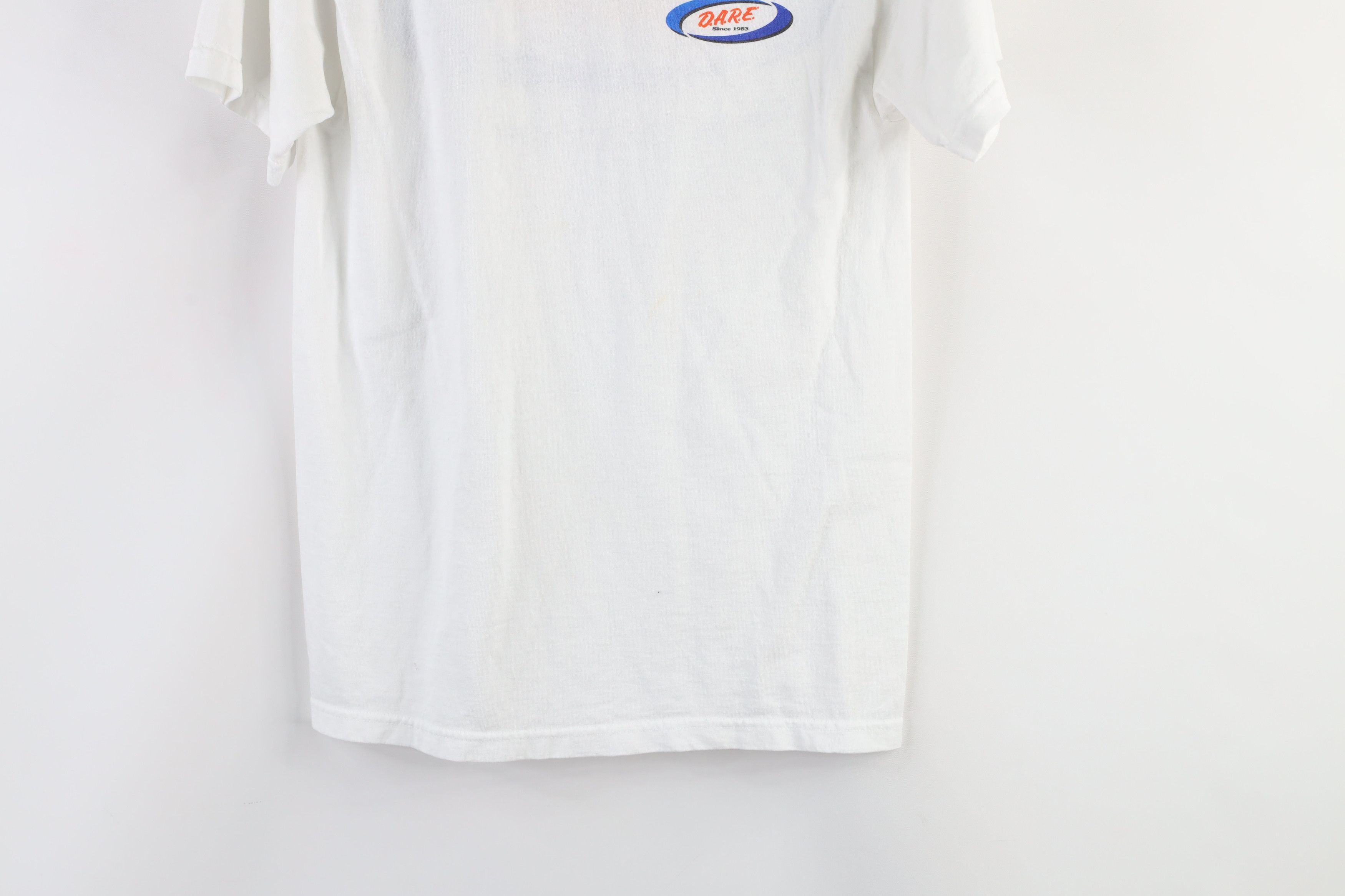 Vintage Vintage Streetwear Drug Abuse Resistance Education T-Shirt Size US S / EU 44-46 / 1 - 3 Thumbnail