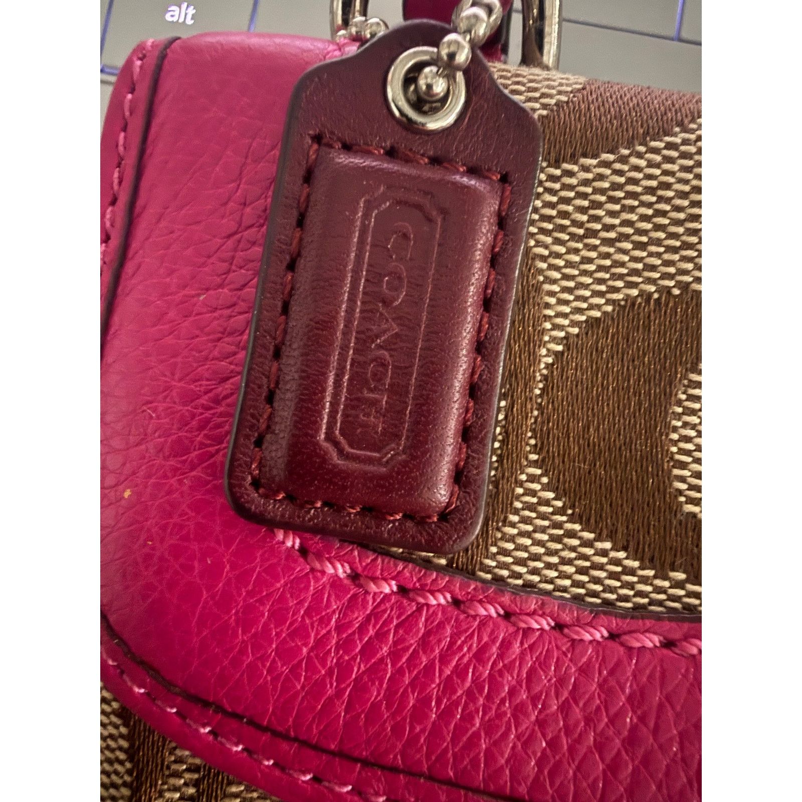 Coach Coach Signature Canvas Penny Crossbody Wallet – Khaki & Pink Size ONE SIZE - 7 Thumbnail