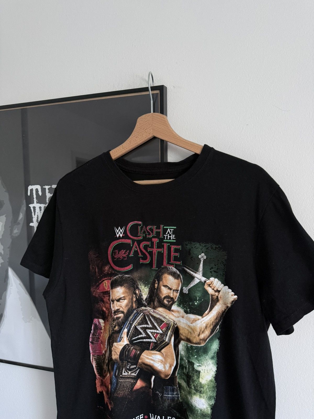 WWE Vintage 2022 WWE Clash At The Castle Cardiff Wales T-Shirt Size US M / EU 48-50 / 2 - 2 Thumbnail