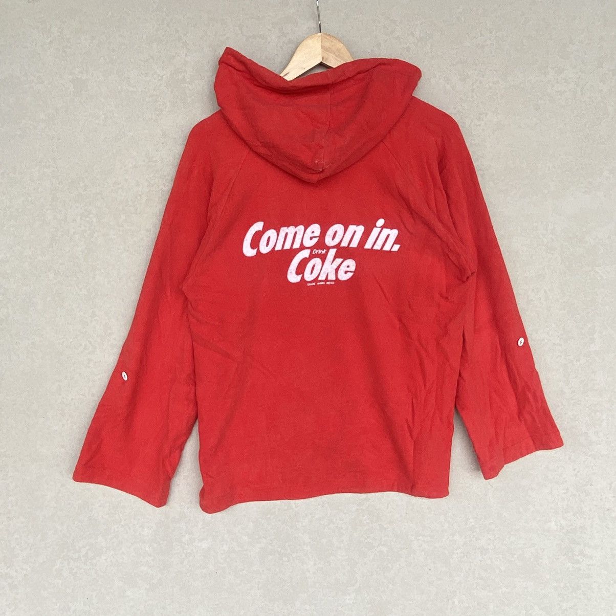 Other Vintage Cola Cola Printed Hoodie Sweater Red Size L Size US L / EU 52-54 / 3 - 6 Thumbnail