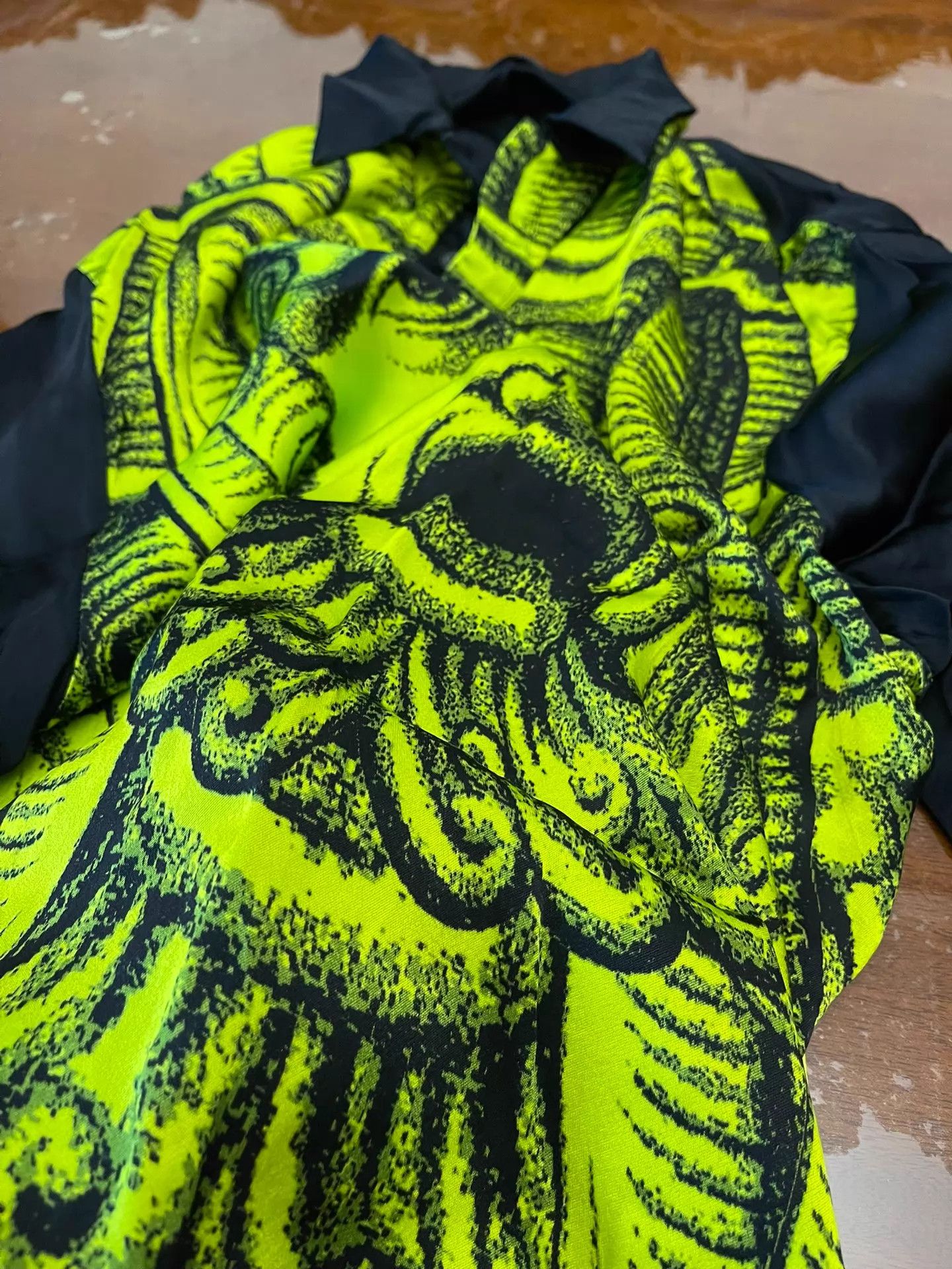 Versace Versace Medusa Silk Polo Shirt 46 Oversized Size US S / EU 44-46 / 1 - 5 Thumbnail
