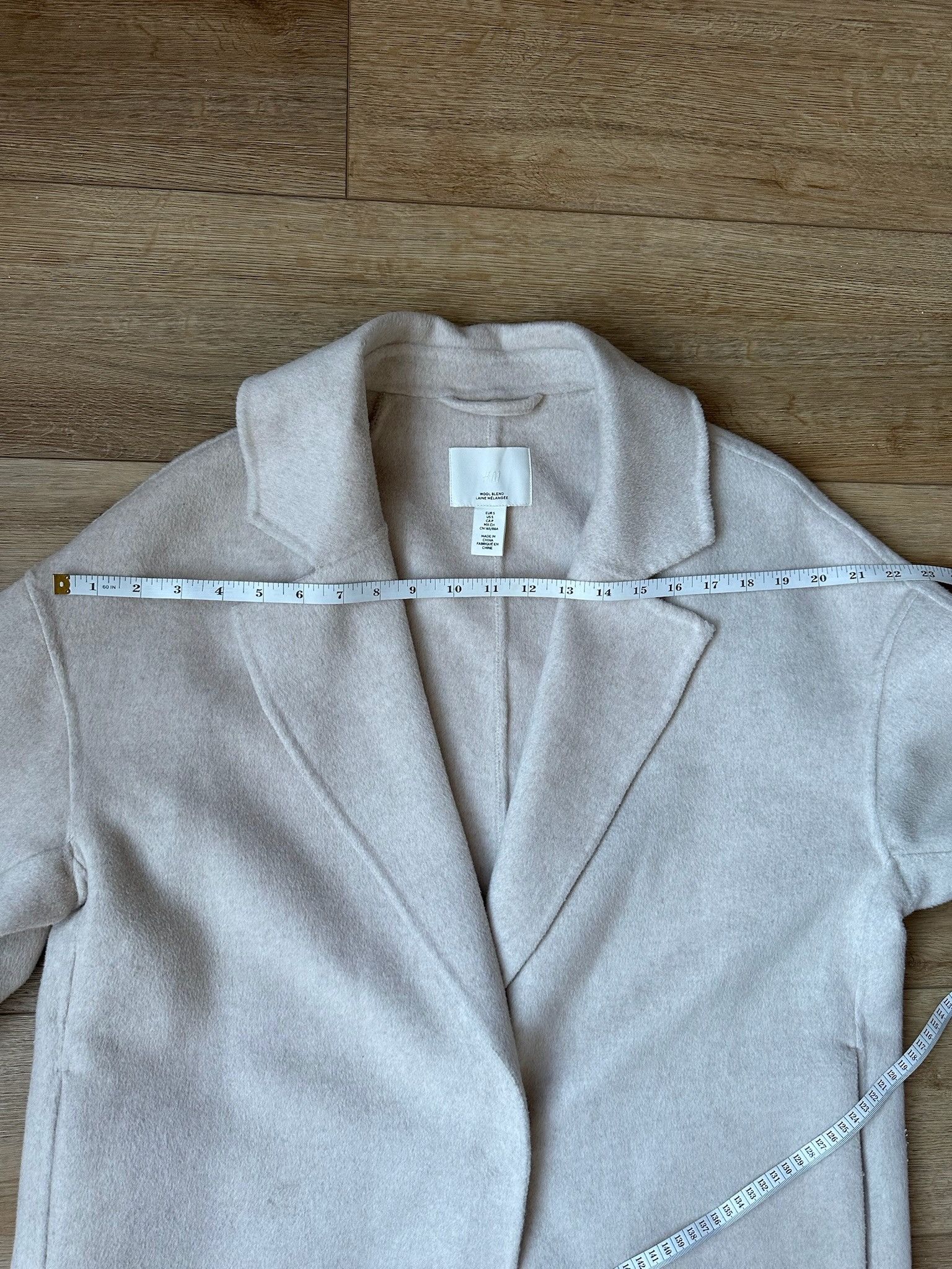 H&M 🔥[SALE]🔥 H&M Double Breasted Cream Coat Size S / US 4 / IT 40 - 4 Thumbnail