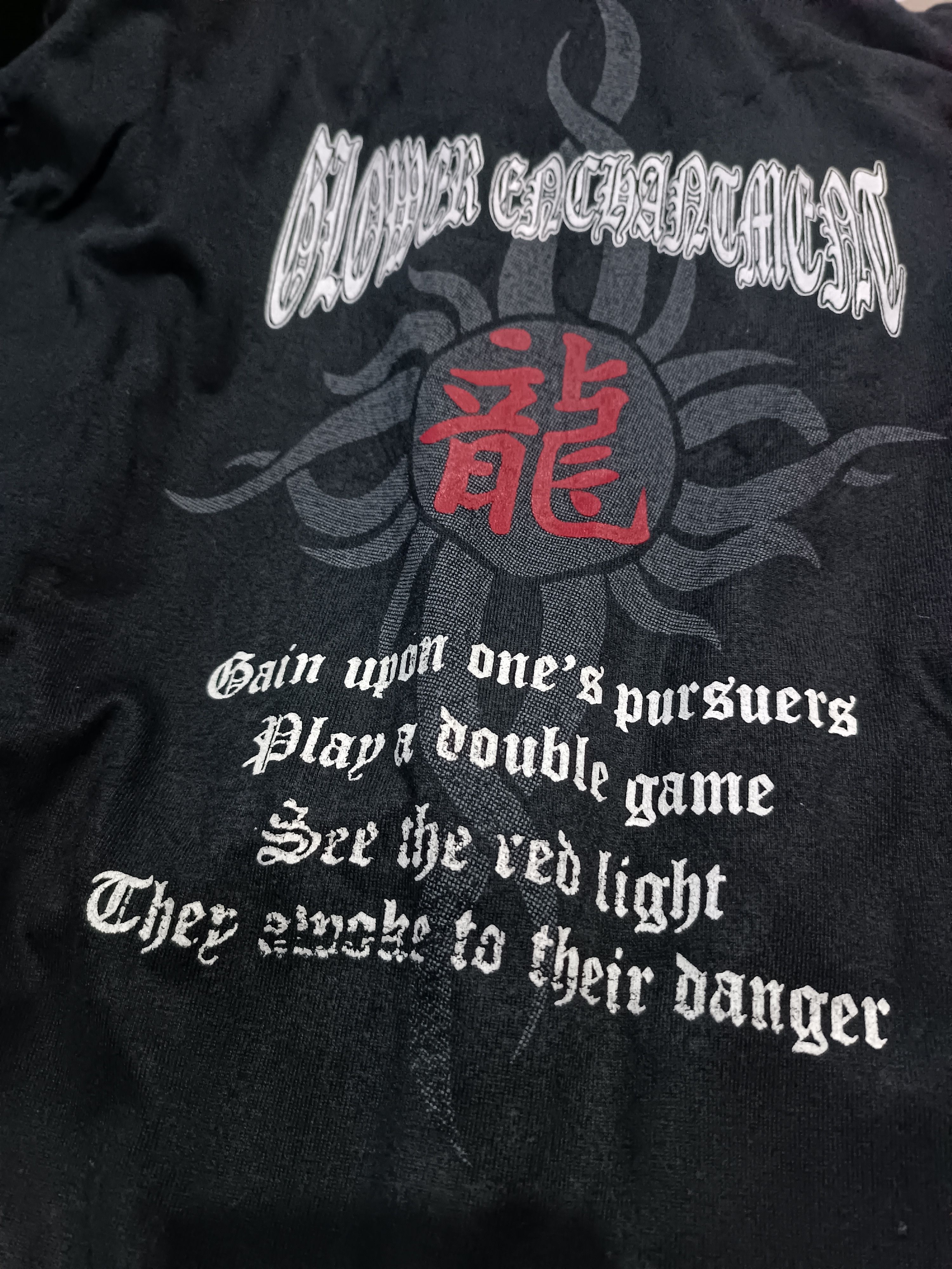 Japanese Brand Vintage Long Sleeve Hoodie T-shirt Thrashed Dragon Poem Size US L / EU 52-54 / 3 - 5 Thumbnail