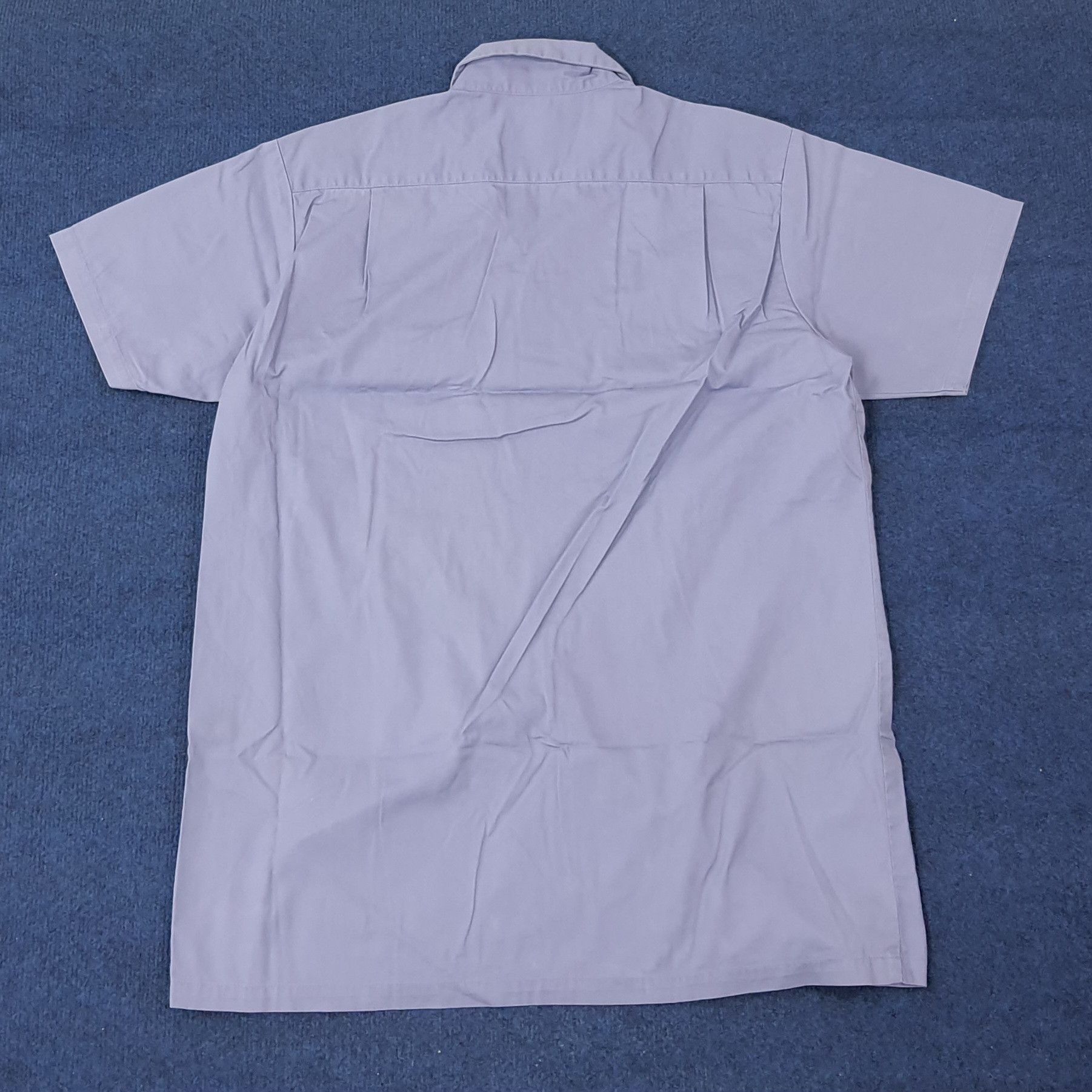 Japanese Brand Vintage Isuzu Japan Tech Brand Button Up Work Shirt C223N22 Size US M / EU 48-50 / 2 - 3 Thumbnail