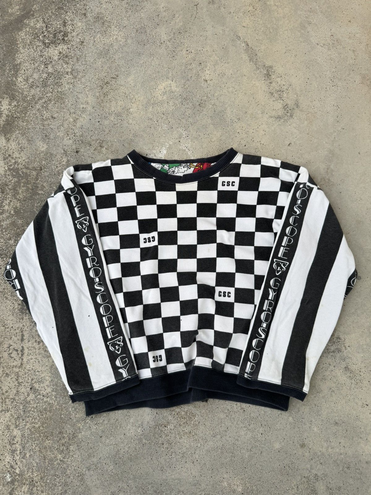 Vintage Vintage Japanese Horror Halloween Gyro Scope Boxy Crewneck Size US M / EU 48-50 / 2 - 8 Thumbnail