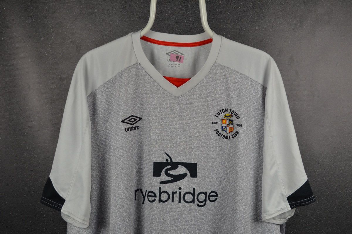 Umbro Luton Town Third Football Shirt Umbro Soccer Jersey Size US XXL / EU 58 / 5 - 3 Thumbnail