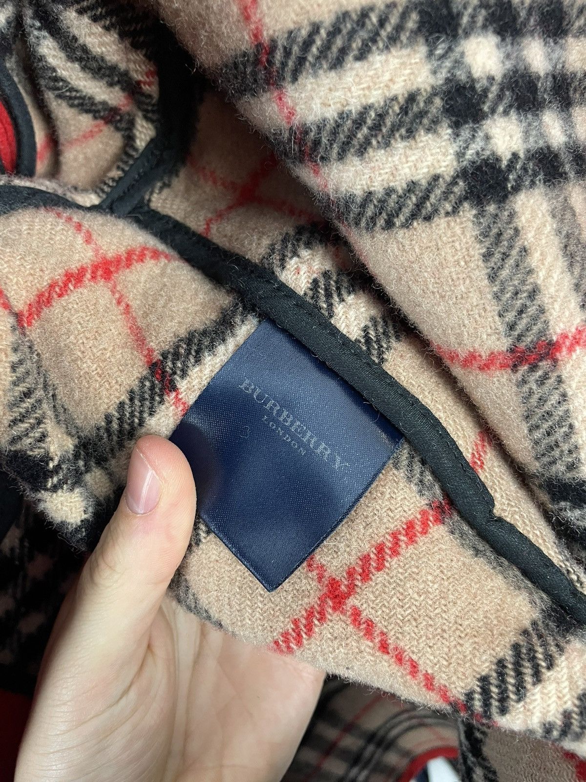 Burberry × Designer × Vintage Burberry Red Duffle coat wool fashion vintage 90s Size L / US 10 / IT 46 - 4 Thumbnail
