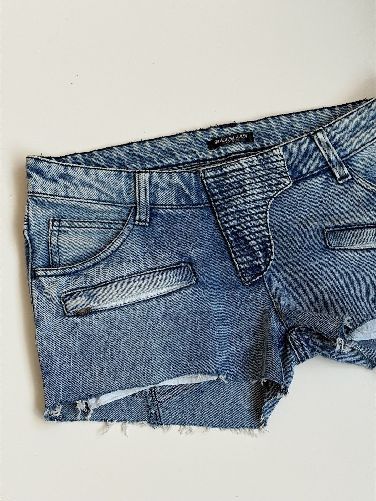 Balmain BALMAIN Decarnin SS 2009 Biker Denim Distressed Shorts jeans Size 28" / US 6 / IT 42 - 5 Thumbnail