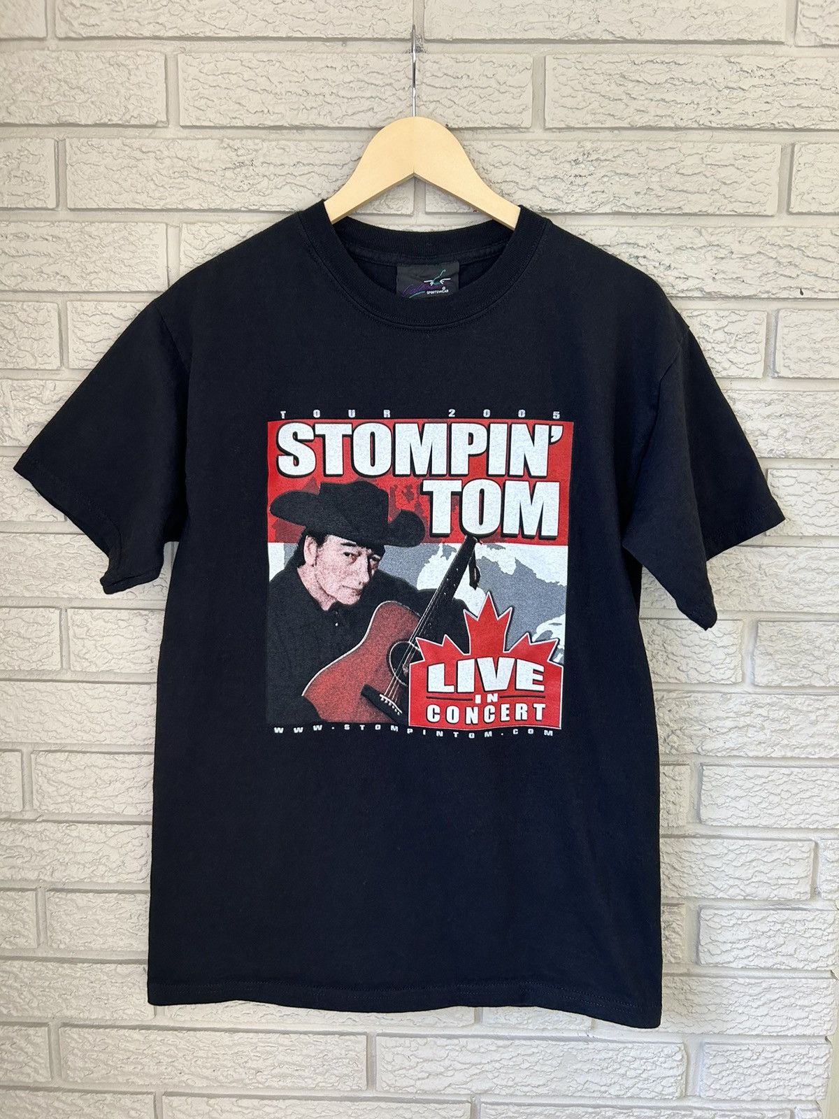 Band Tees × Vintage Vintage Stompin Tom Live In Concert 2005 Tee Shirt Size US M / EU 48-50 / 2 - 1 Thumbnail