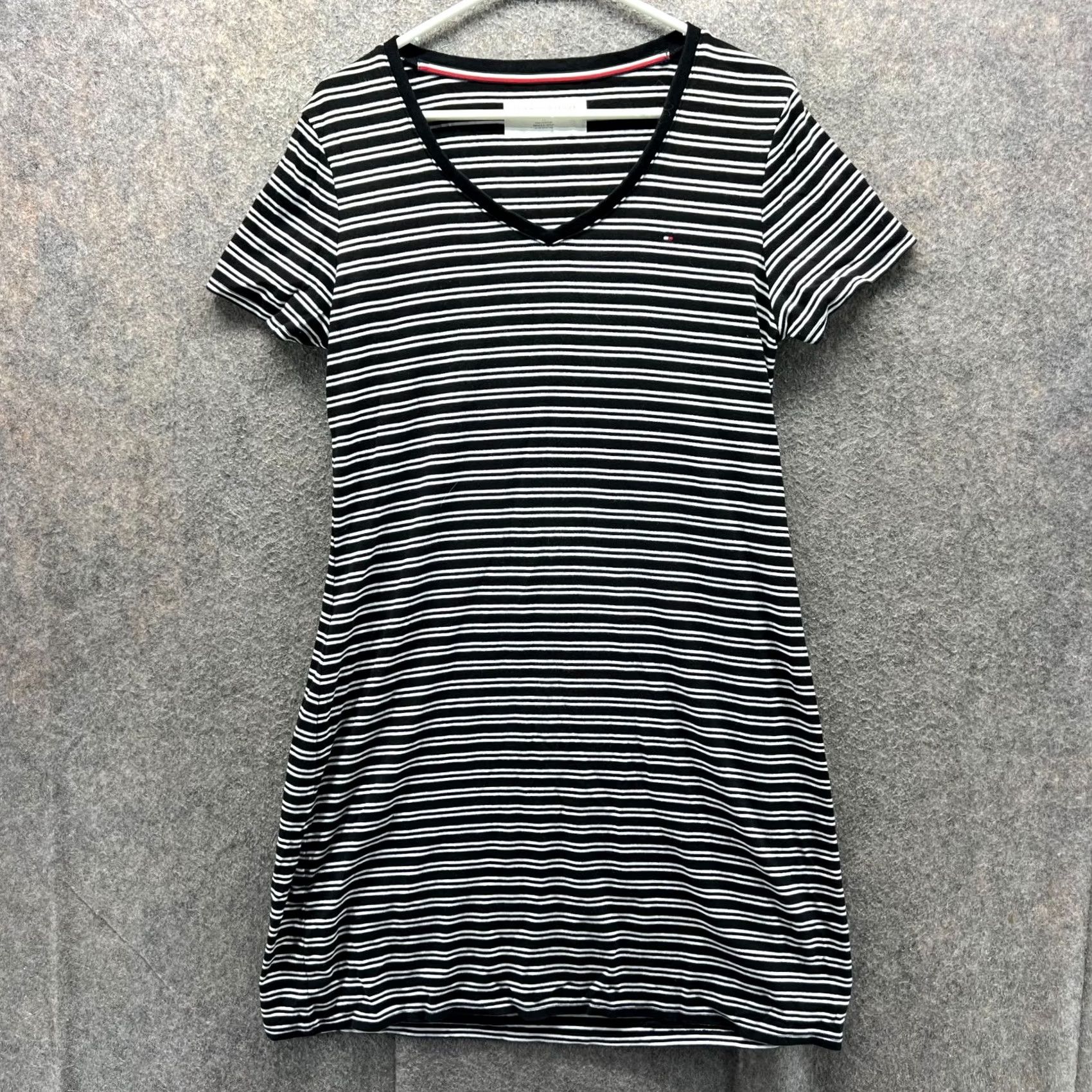 Tommy Hilfiger Tommy Hilfiger Dress Womens Medium Black White Striped V-Neck Stretch Pencil Dress Shirt Dress Mens Womens Girls Size M / US 6-8 / IT 42-44 - 2 Thumbnail
