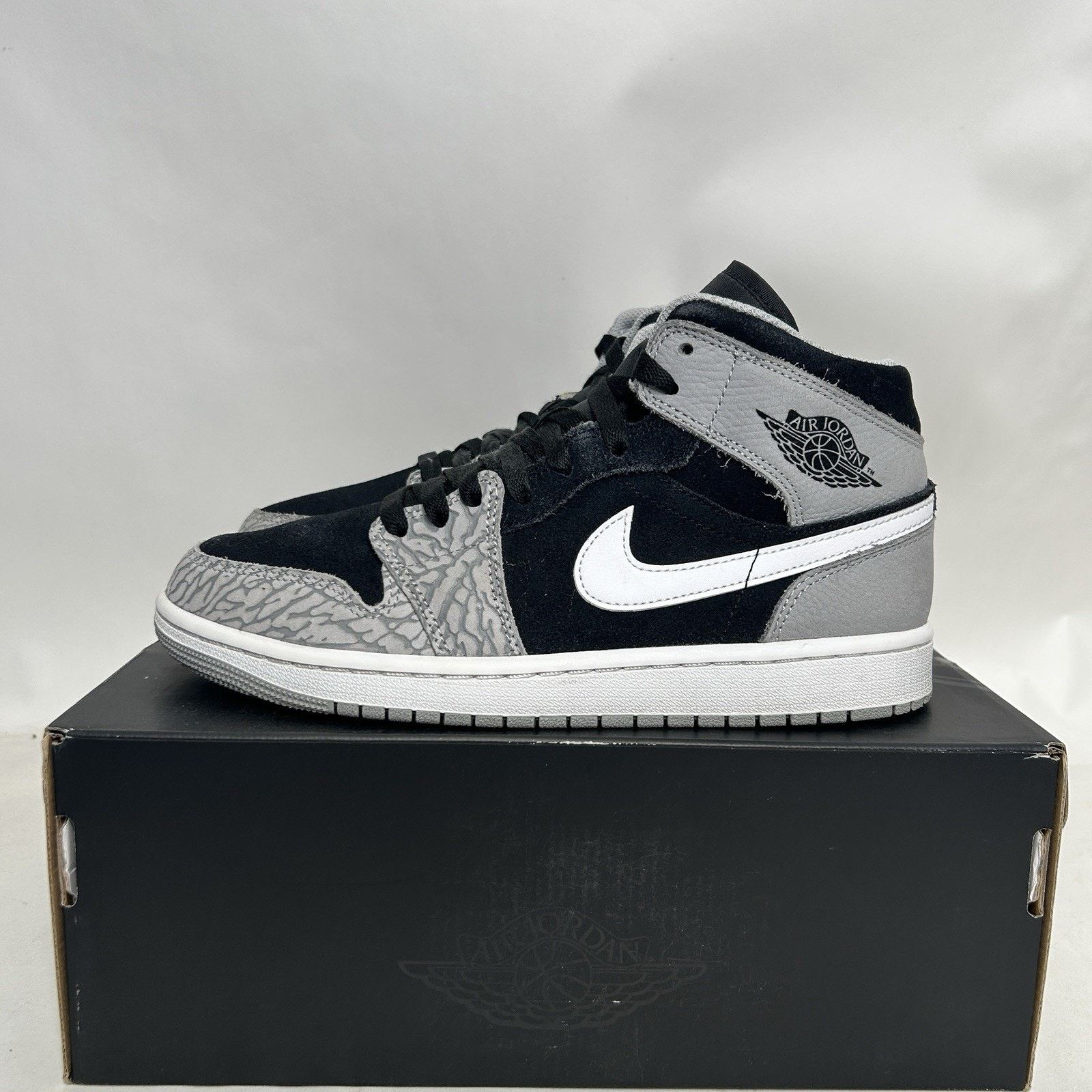 Jordan Brand Nike Air Jordan 1 Mid Retro SE “Elephant Toe/Cement Grey” Size US 8 / EU 41 - 6 Thumbnail