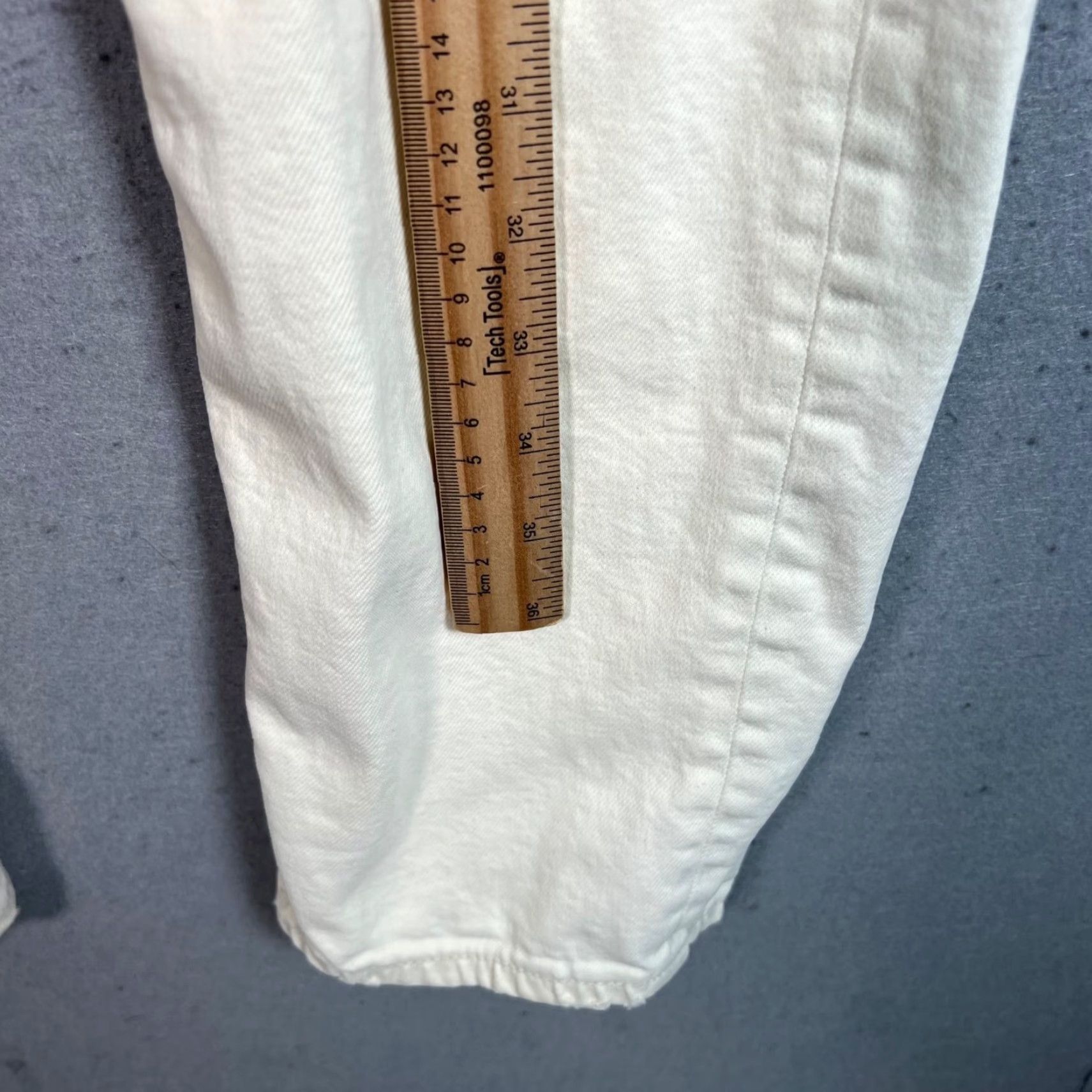 Allsaints AllSaints Jeans Slim Distressed White Denim 30 Mens 5-Pocket Rise Mid 10-12 Inseam 32 Regular Vintage No Pattern Solid Cotton Blend Shirt? Size US 30 / EU 46 - 6 Thumbnail