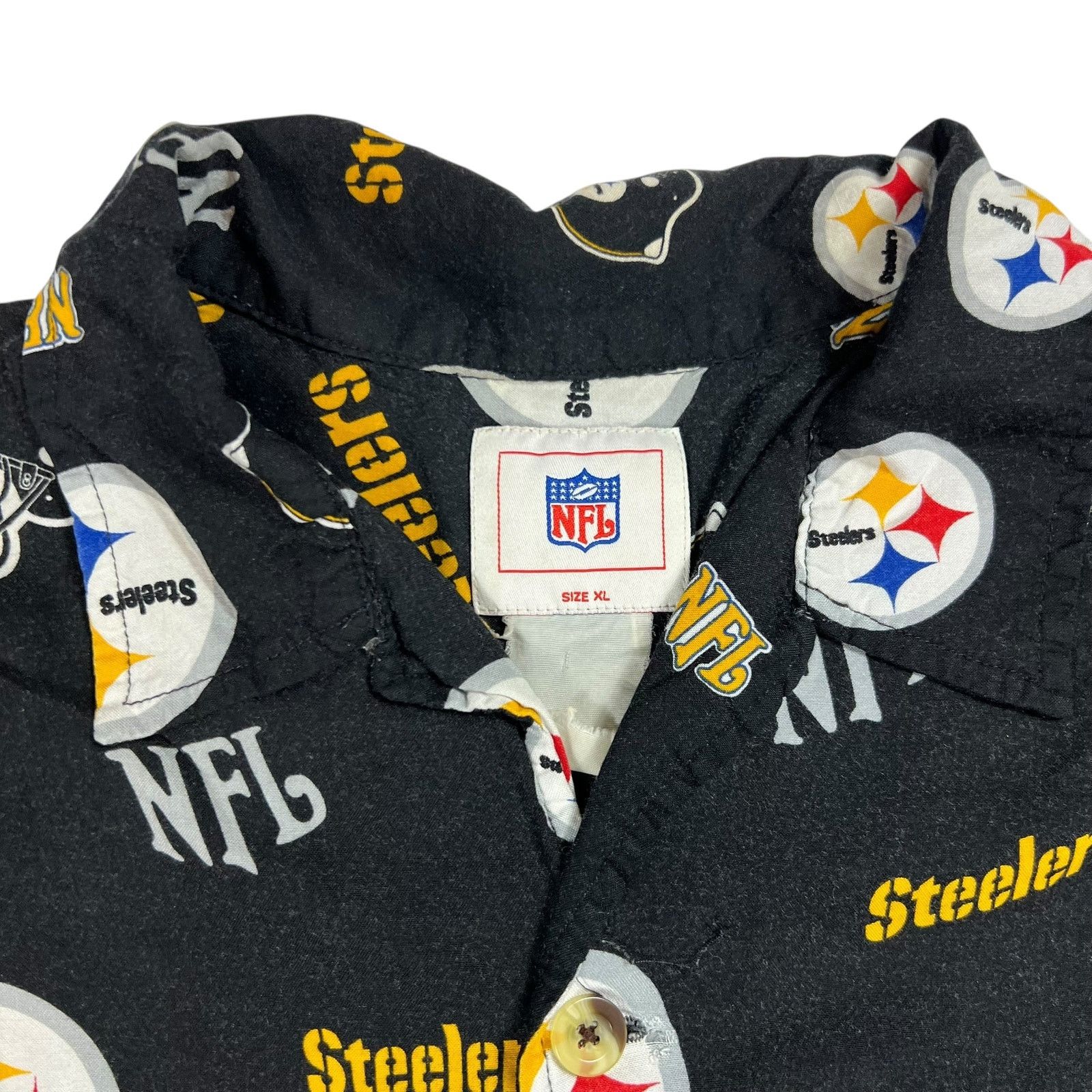 NFL × Vintage Vintage Y2K Pittsburgh Steelers NFL all over print Hawaiian Size US XL / EU 56 / 4 - 6 Thumbnail