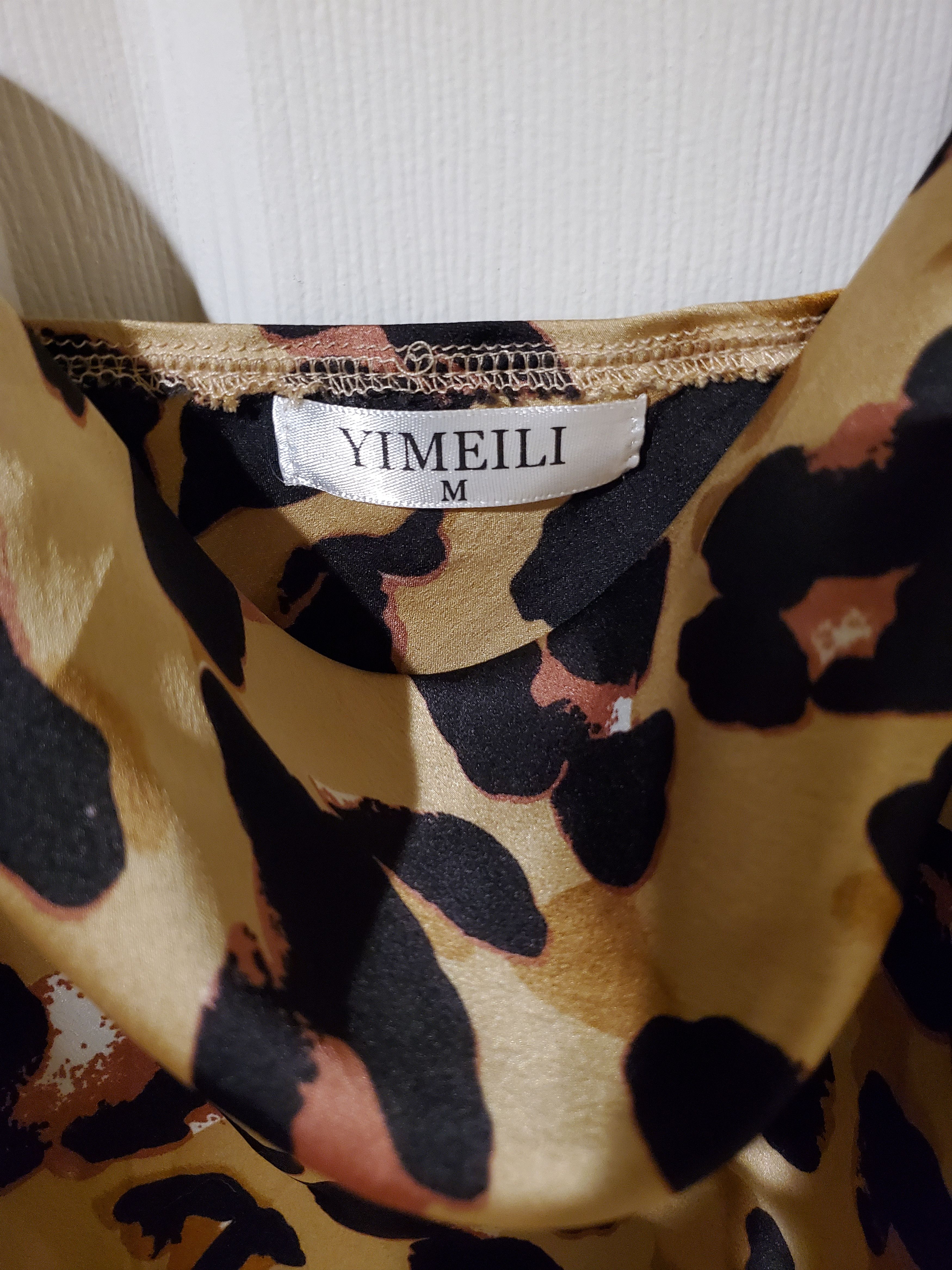 Other Satin like mini leopard print dress Size M / US 6-8 / IT 42-44 - 3 Thumbnail