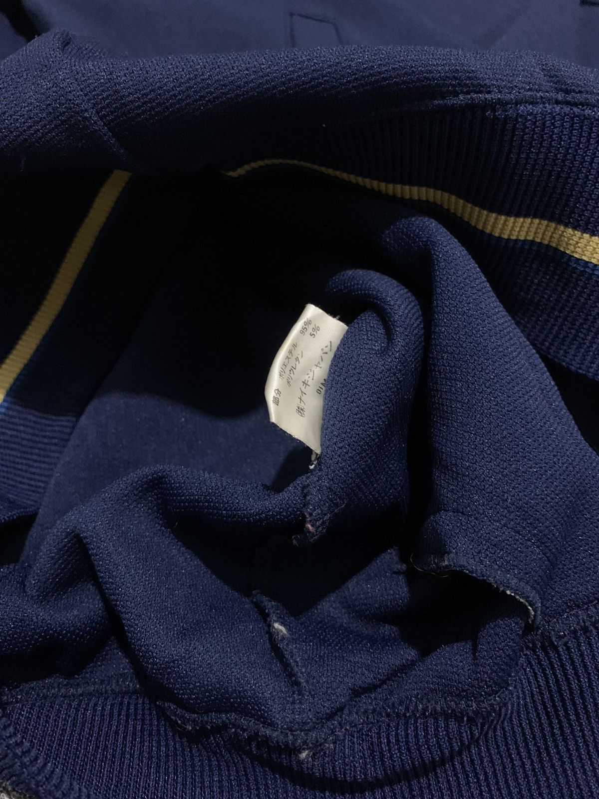 Nike Nike international vtg tracktop Size US M / EU 48-50 / 2 - 6 Thumbnail