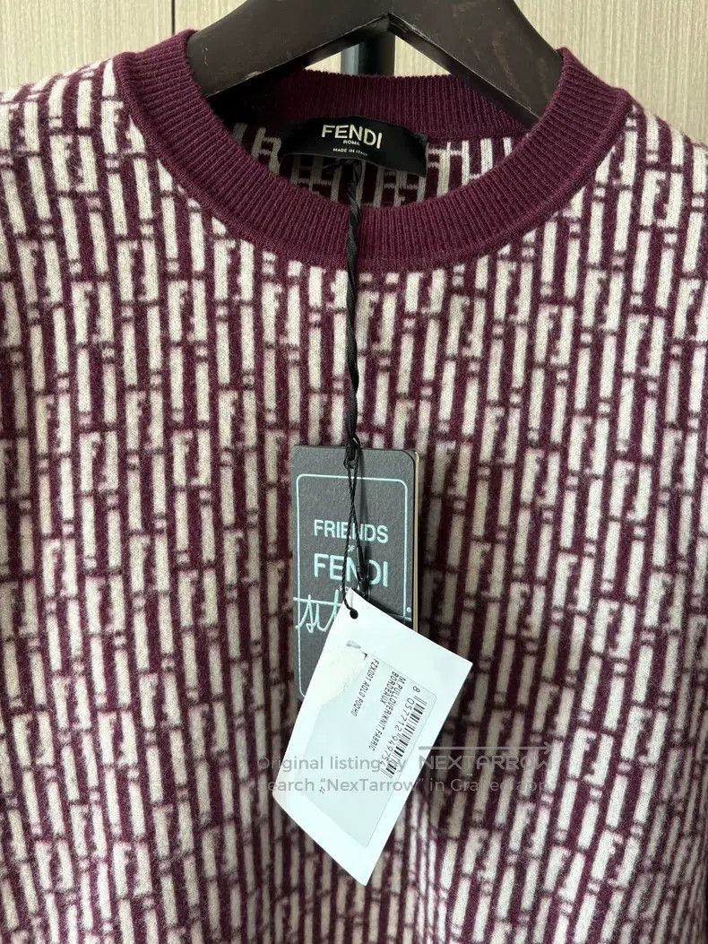 Fendi Fendi Men's Collar Sweater in Classic FF Logo Wine Red Size US S / EU 44-46 / 1 - 3 Thumbnail