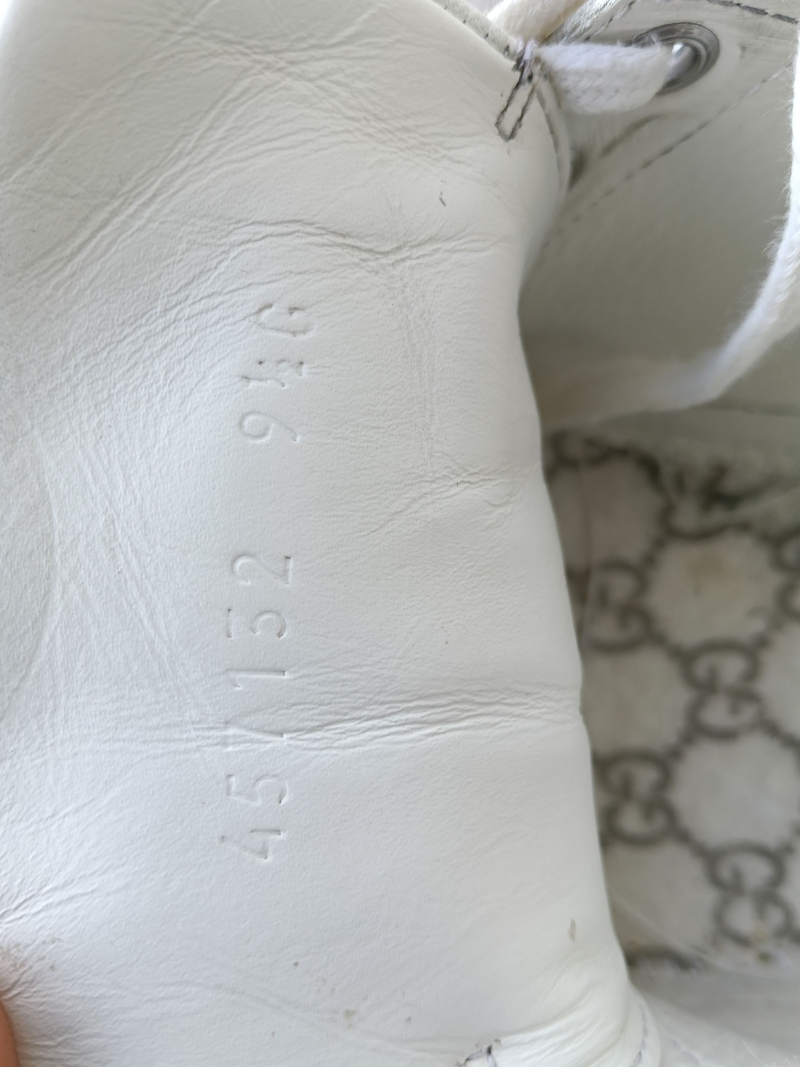 Gucci Gucci ace embroidered Tiger low top sneakers Size US 10 / EU 43 - 11 Thumbnail