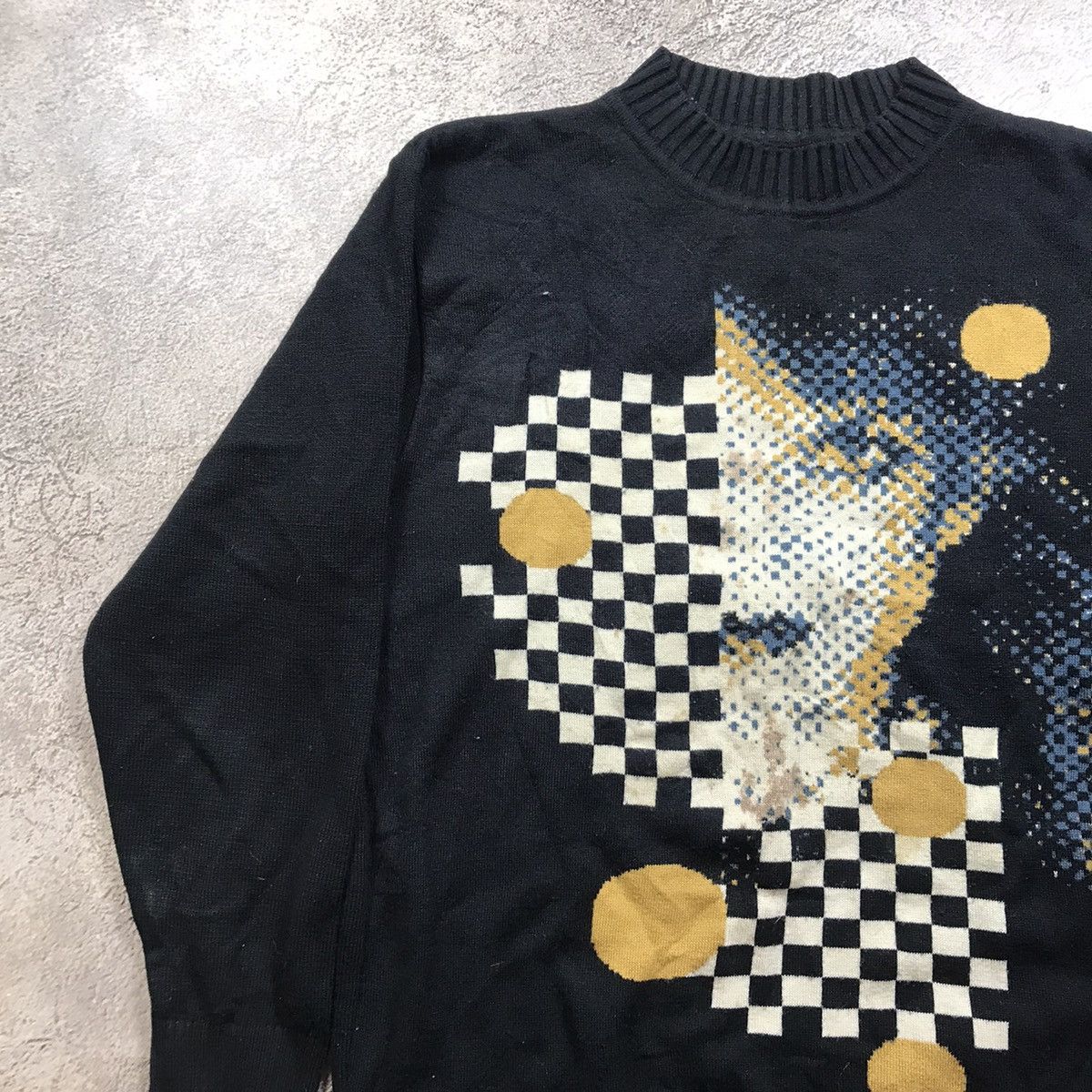 Vintage Vintage 90s Y2K Abstract Face Graphic Sweater Knit Oversized Size US L / EU 52-54 / 3 - 2 Thumbnail