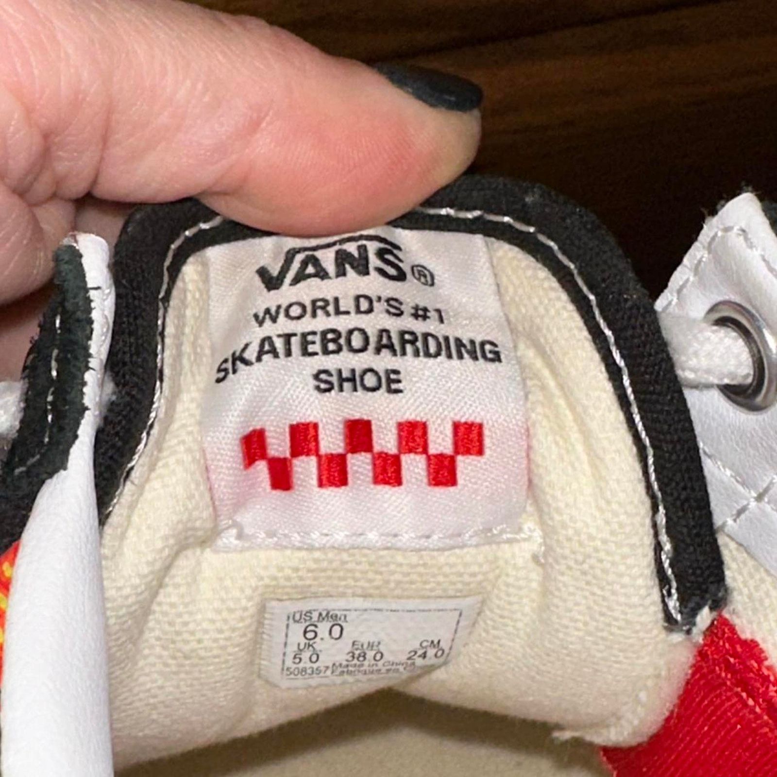 Thrasher × Vans VANS x Thrasher Old Skool Skate Low Top Sneakers size 6 men Size US 6 / EU 39 - 6 Thumbnail