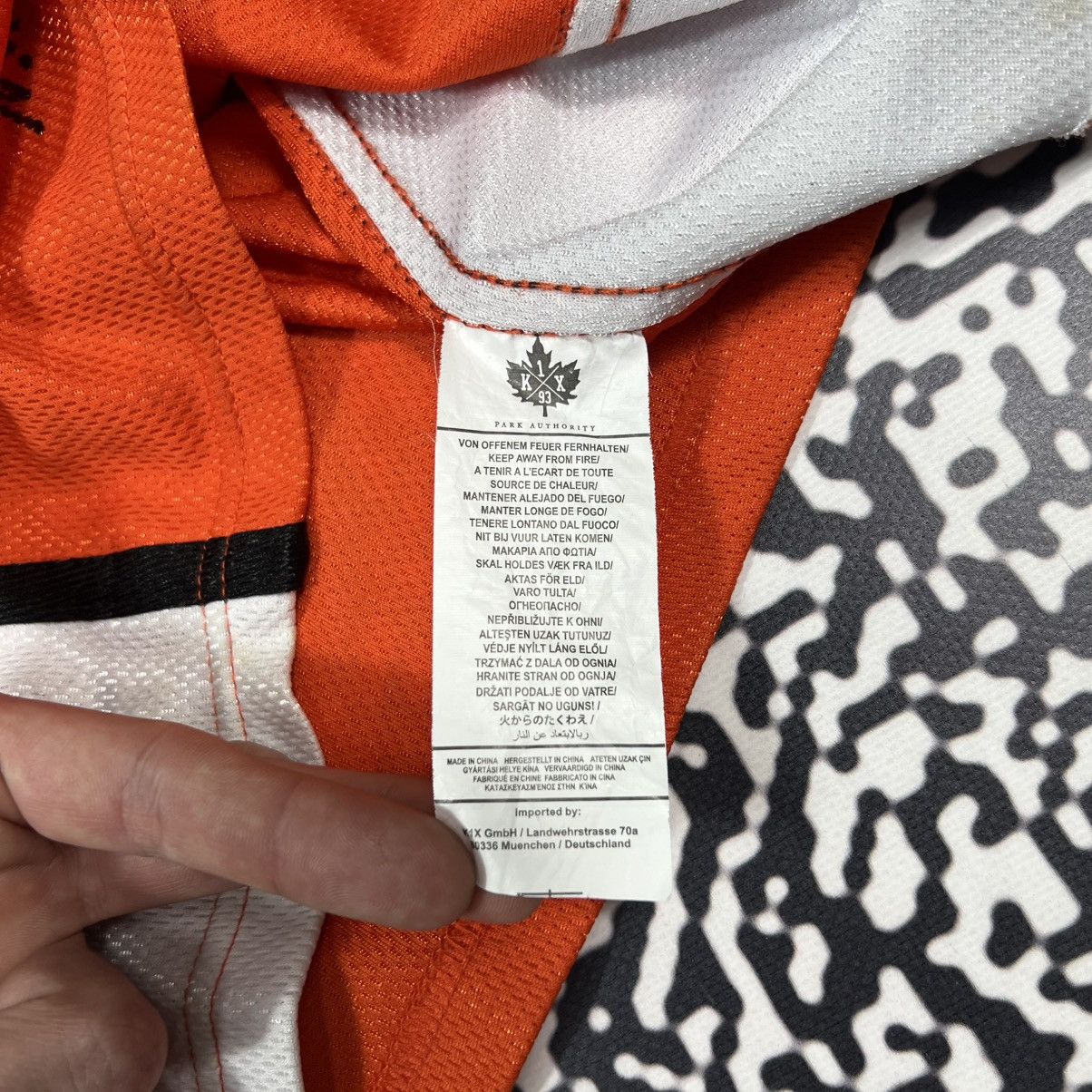 K1X Ratiopharm Ulm Per Gunther Signed Team Basketball Jersey Size US XS / EU 42 / 0 - 16 Thumbnail