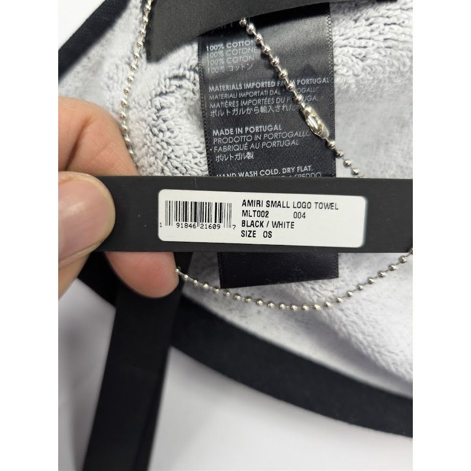 Amiri o1rshd1 Q:5 / Size: OS / Small Logo Towel in Black/White Size ONE SIZE - 17 Thumbnail