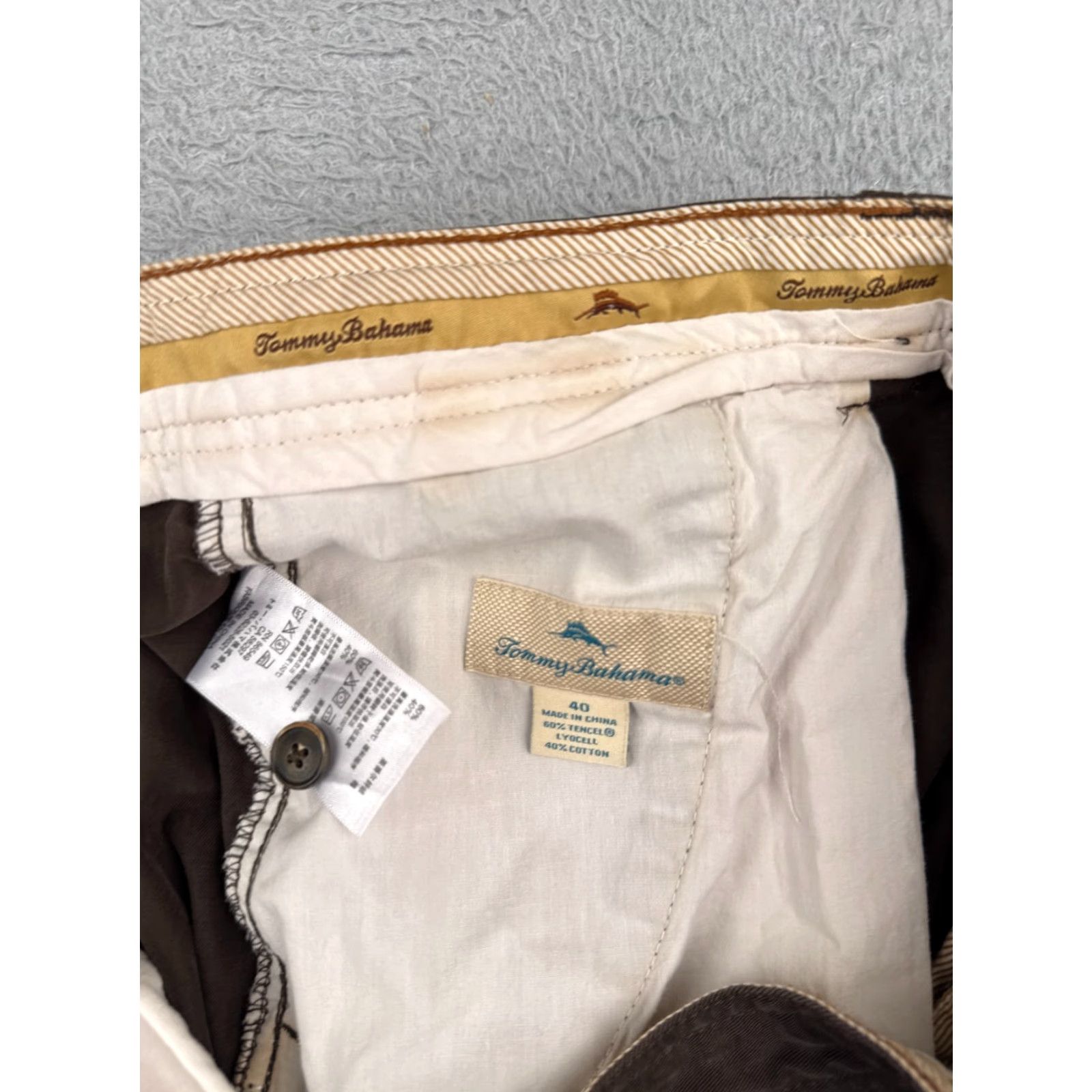 Tommy Bahama Tommy Bahama Shorts Mens 40 Brown Cotton Chino Beach Vacation Flat Front Pockets Aloha Beach Mens Size US 40 / EU 56 - 7 Thumbnail