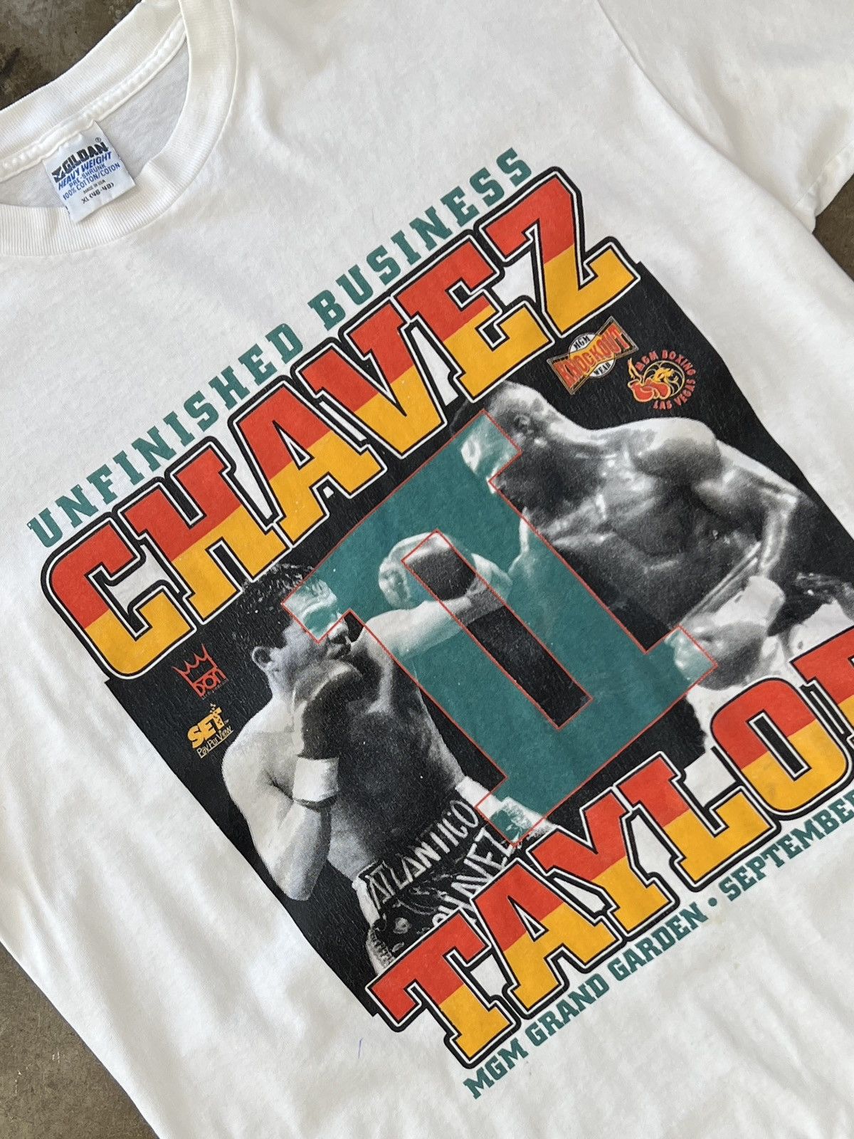 Vintage Vintage Unfinished Business Chavez v. Taylor Boxing Tee XL Size US XL / EU 56 / 4 - 1 Thumbnail
