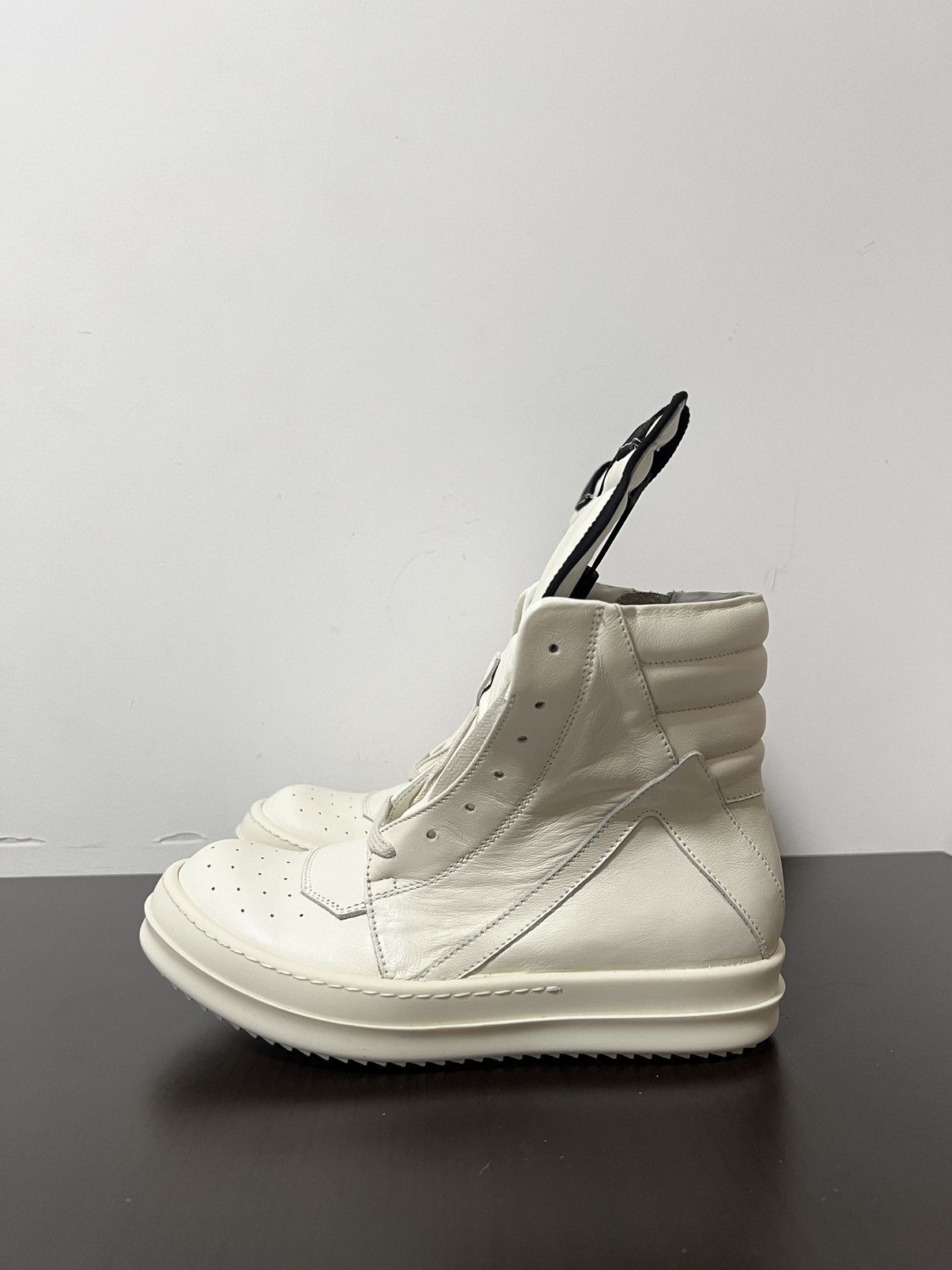 Rick Owens Rick owens white geobasket sz35 Size US 5 / IT 35 - 2 Thumbnail