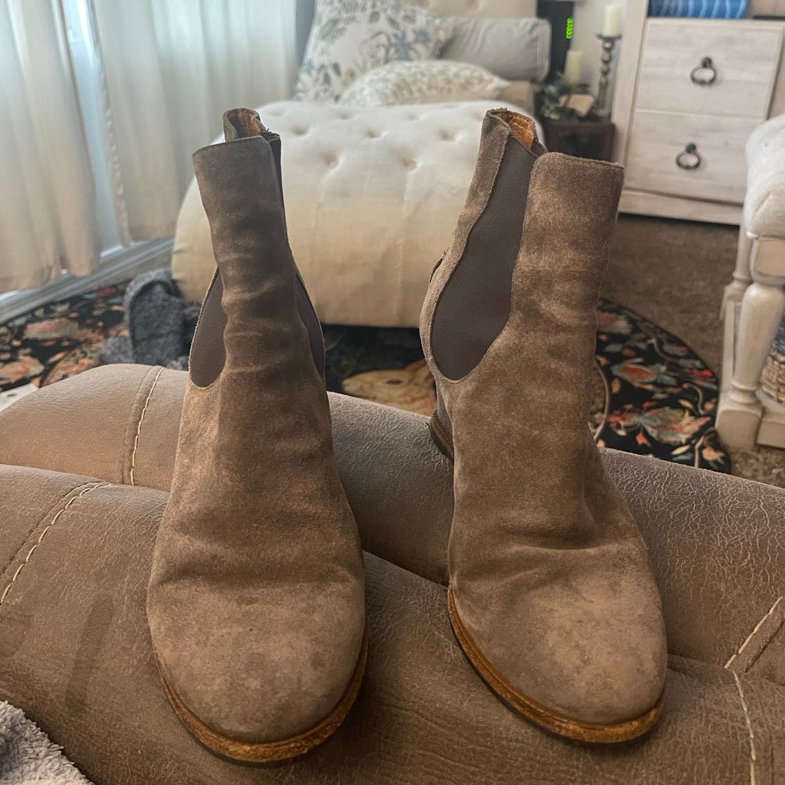 Fendi FENDI Women’s Tan Suede Leather Wedge Chelsea Boots 38 Italy Size US 7.5 / IT 37.5 - 2 Thumbnail