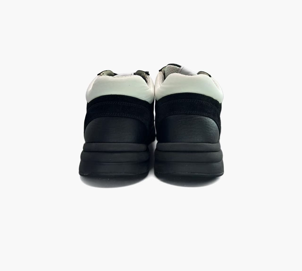 Chanel Chanel Leather Black Lowtop Sneakers us_9 Women Size US 9 / IT 39 - 8 Thumbnail