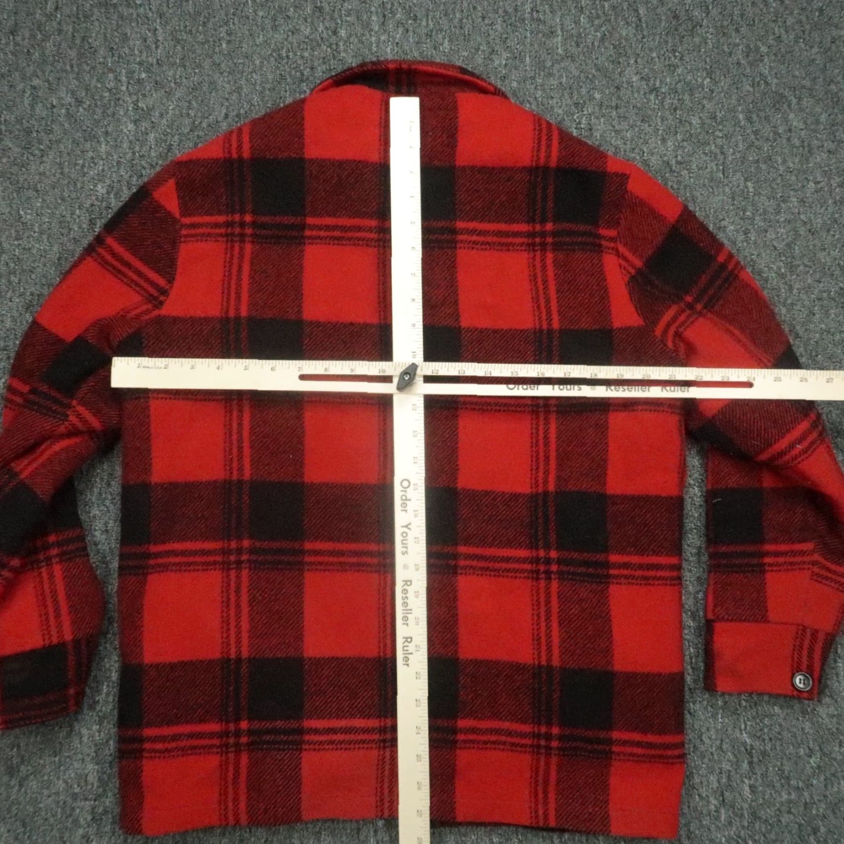Vintage VINTAGE Woolrich Jacket Mens M Red Buffalo Plaid Wool Ful Zip Lined Woolrich Woolen Mills Overcoat Casual, Workwear Mens Size US M / EU 48-50 / 2 - 7 Thumbnail