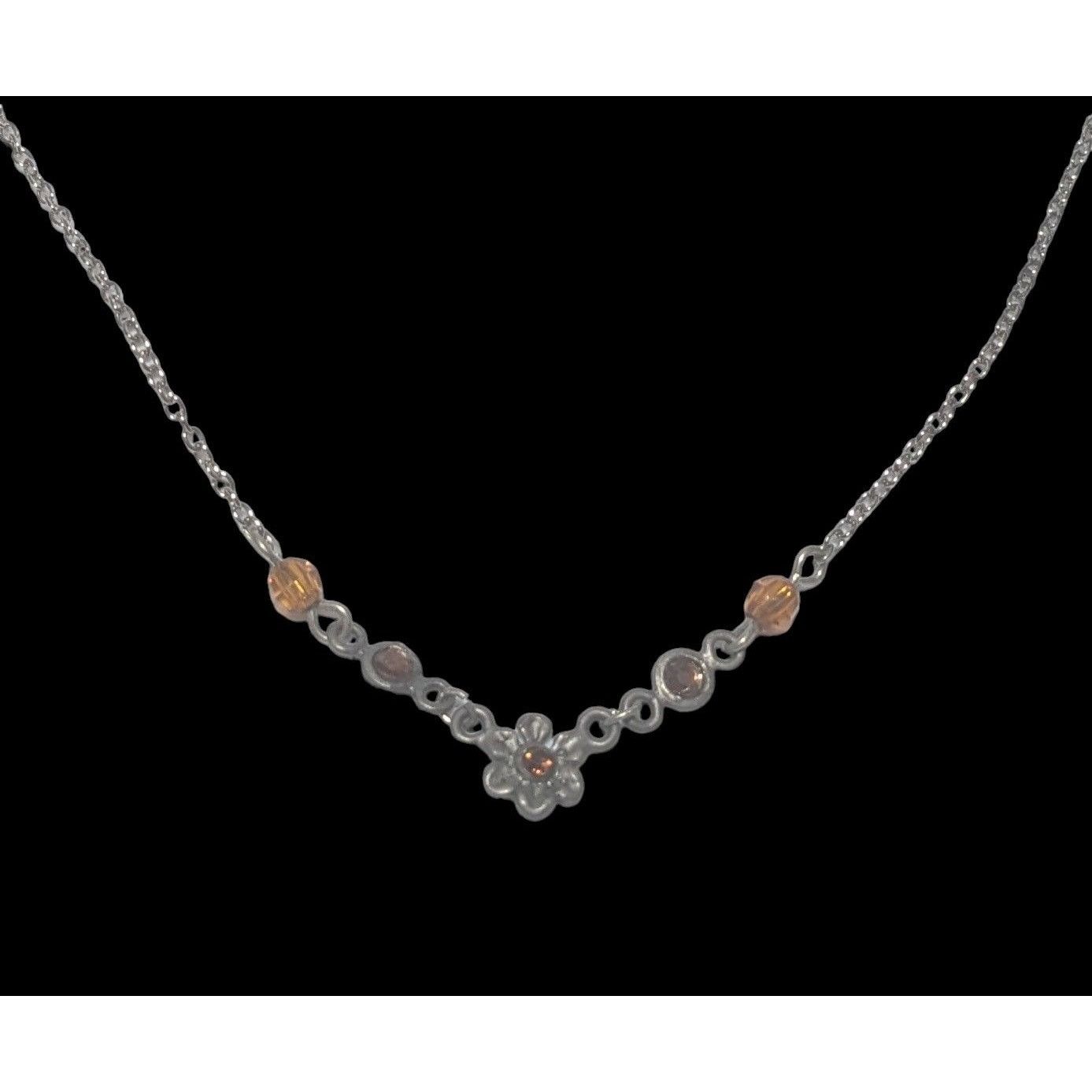 Other Minimalist Daisy Necklace Size ONE SIZE - 1 Thumbnail