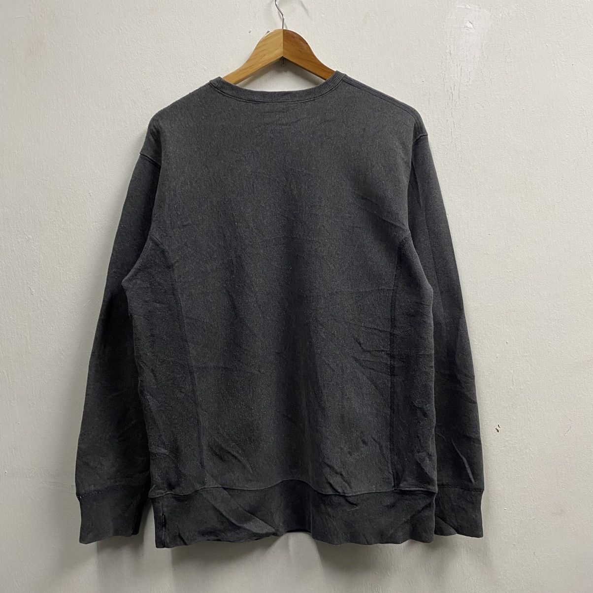 Supreme 1999 Supreme Navy on Dark Grey Box Logo Crewneck Sweatshirt Size US M / EU 48-50 / 2 - 2 Thumbnail