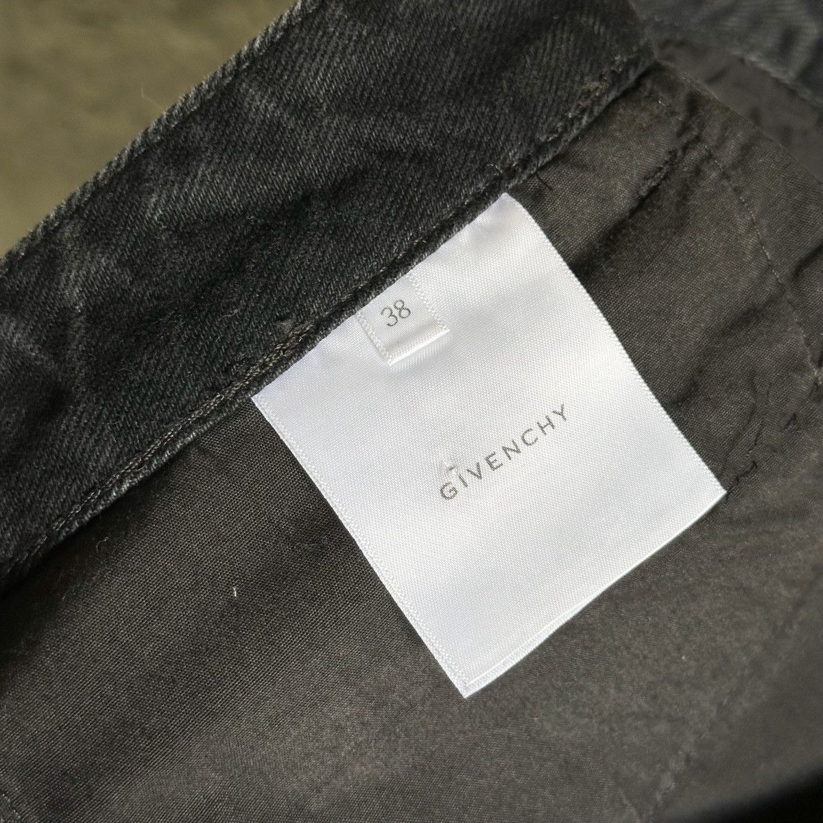 Givenchy Givenchy MMW Hybrid Thrashed Denim Shorts Size US 30 / EU 46 - 7 Thumbnail