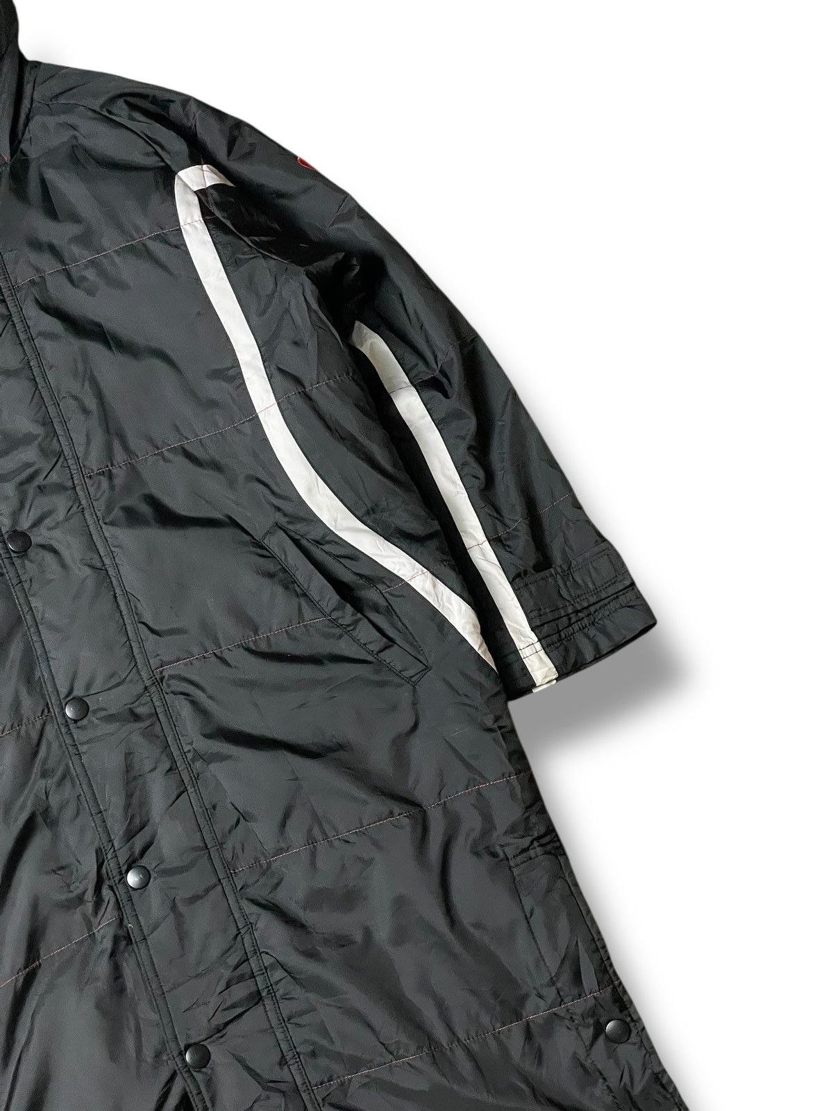 Vintage Vintage Nike Nylon Long Hooded Jacket (113) Size US S / EU 44-46 / 1 - 3 Thumbnail