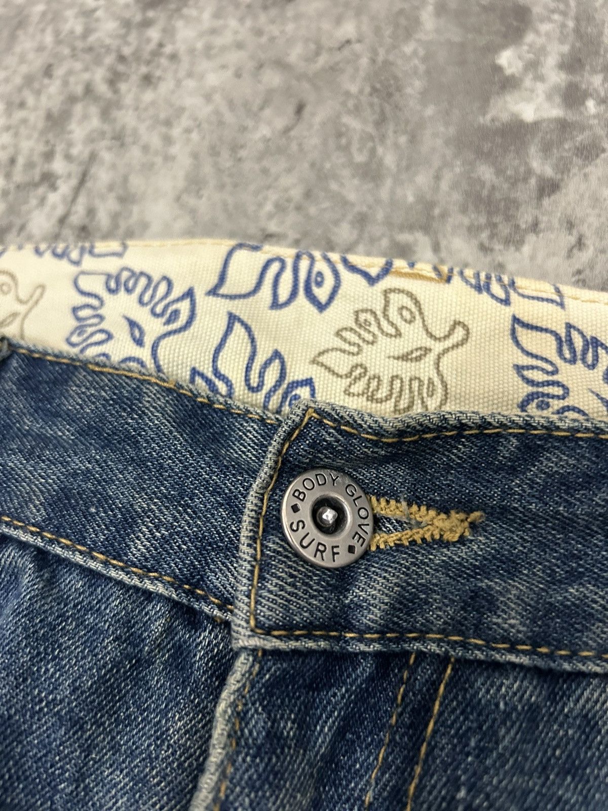 Body Glove × If Six Was Nine × Japanese Brand Japanese Brand Body Glove Distressed leaf Jeans Size US 32 / EU 48 - 9 Thumbnail