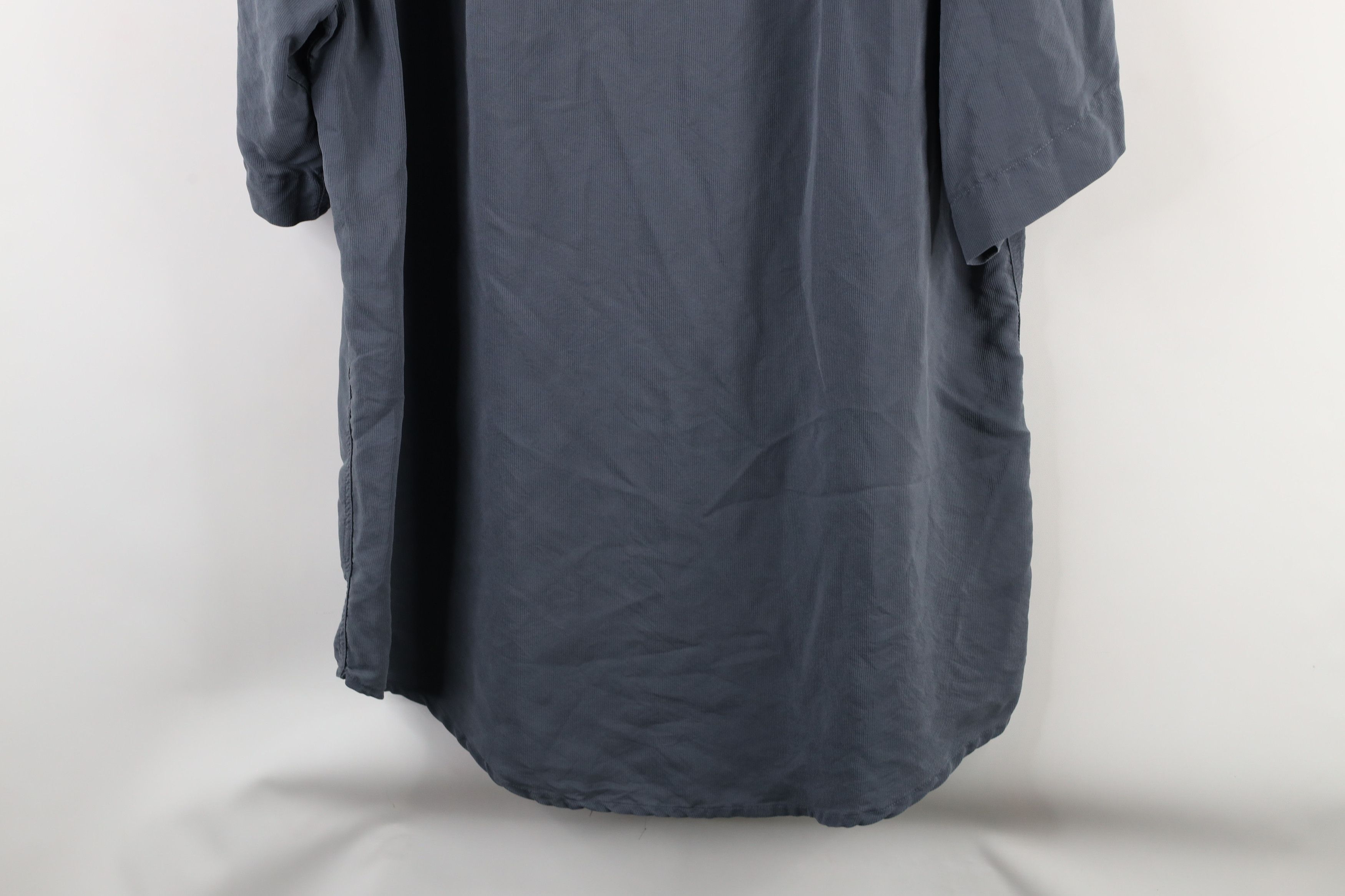 Vintage Vintage 90s Streetwear Short Sleeve Button Shirt Steel Blue Size US M / EU 48-50 / 2 - 9 Thumbnail