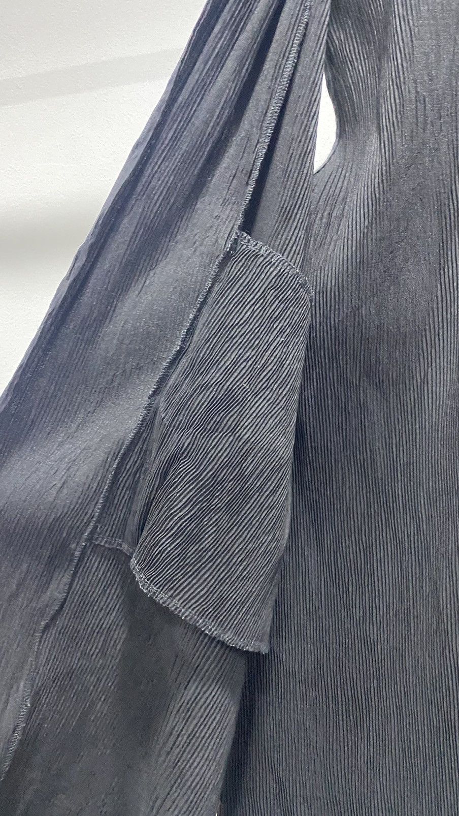 Issey Miyake × Japanese Brand × Ne-Net ❌DELETE TODAY❌Issey Miyake Inspired Pleats Please Sleeveless Size US M / EU 48-50 / 2 - 6 Thumbnail