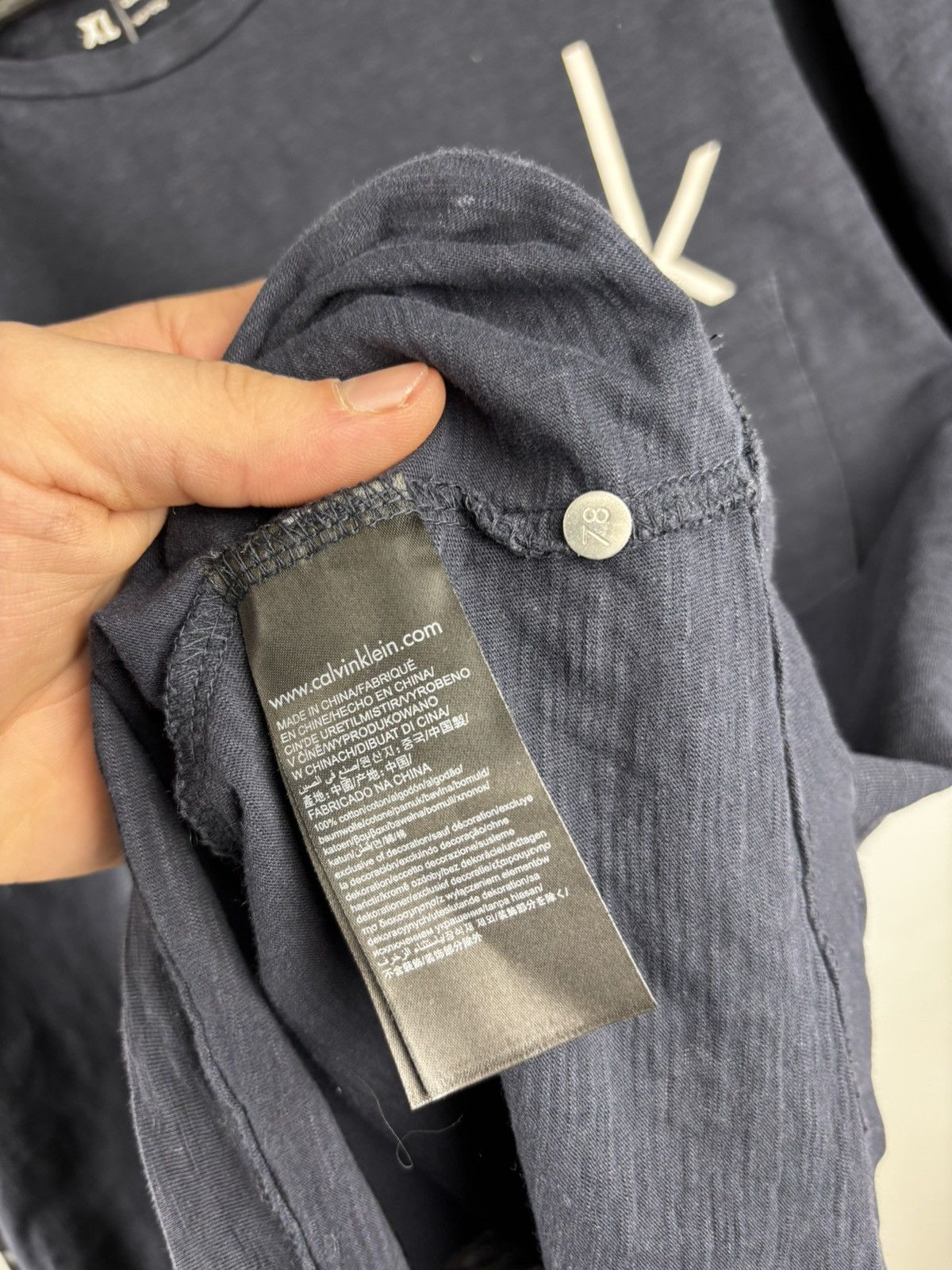 Calvin Klein Calvin Klein Classic T shirt size XL Size US XL / EU 56 / 4 - 4 Thumbnail