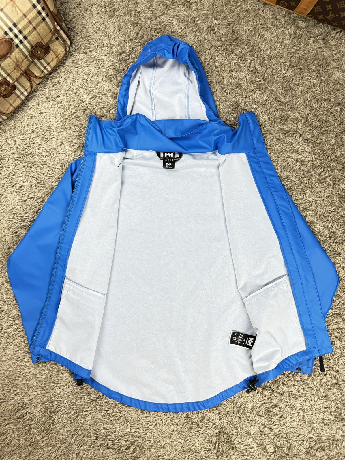 Helly Hansen Waterproof jacket Helly Hansen original outdoors item Size US S / EU 44-46 / 1 - 3 Thumbnail