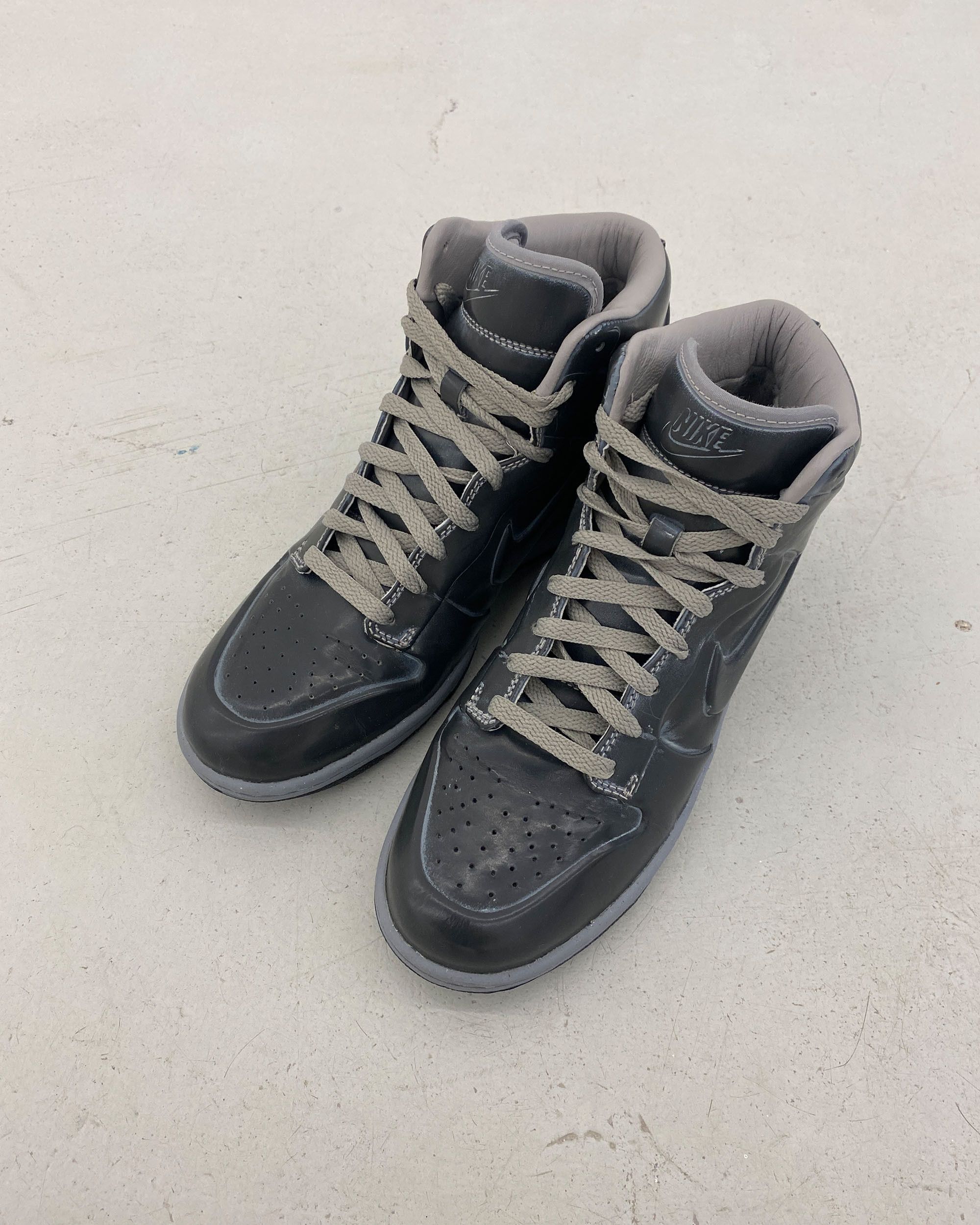 Nike 2012 Dunk High VT Premium Sneaker Medium Size US 8.5 / EU 41-42 - 4 Thumbnail