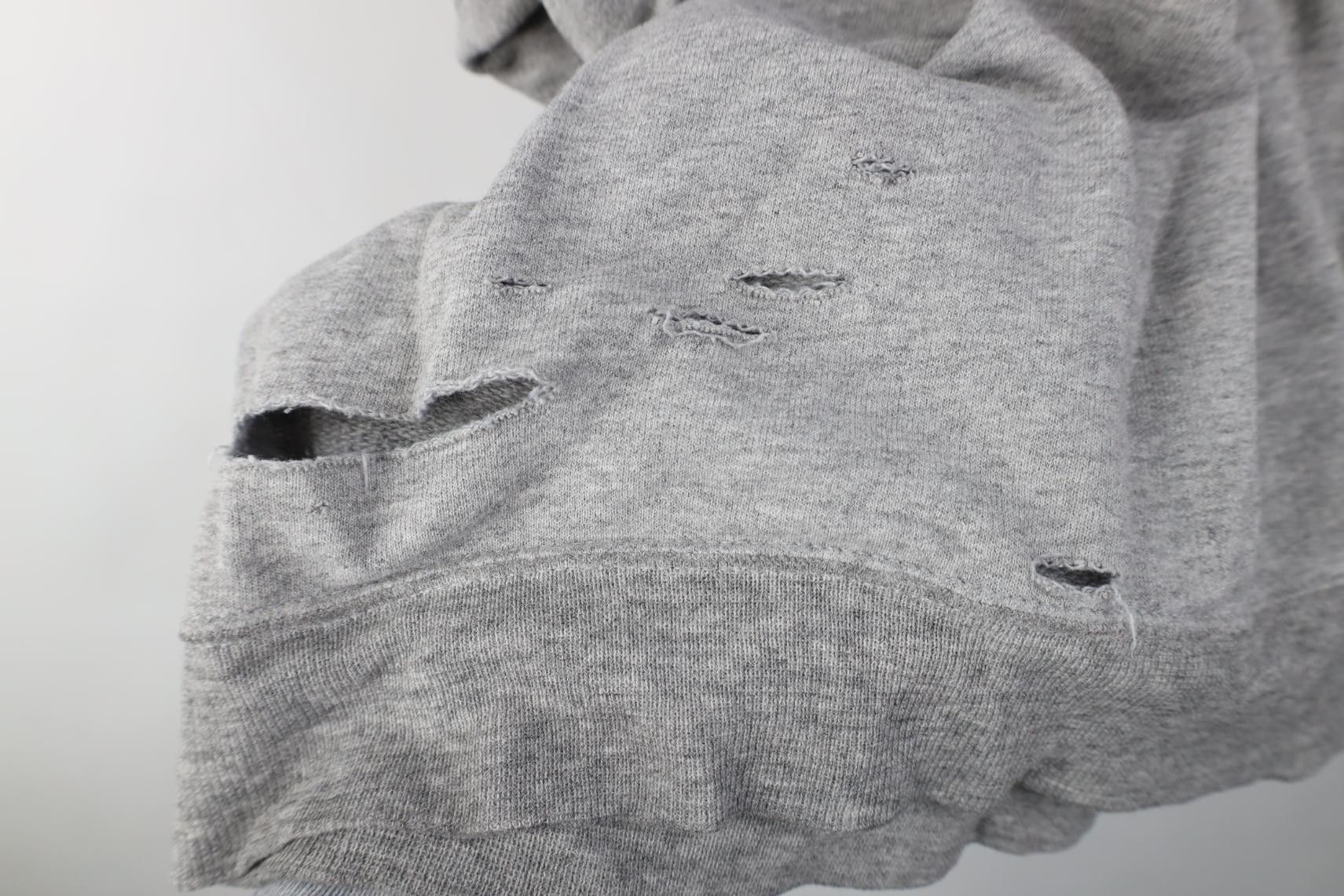 Champion Vintage 90s Champion Spell Crewneck Sweatshirt Heather Gray Size US XL / EU 56 / 4 - 16 Thumbnail