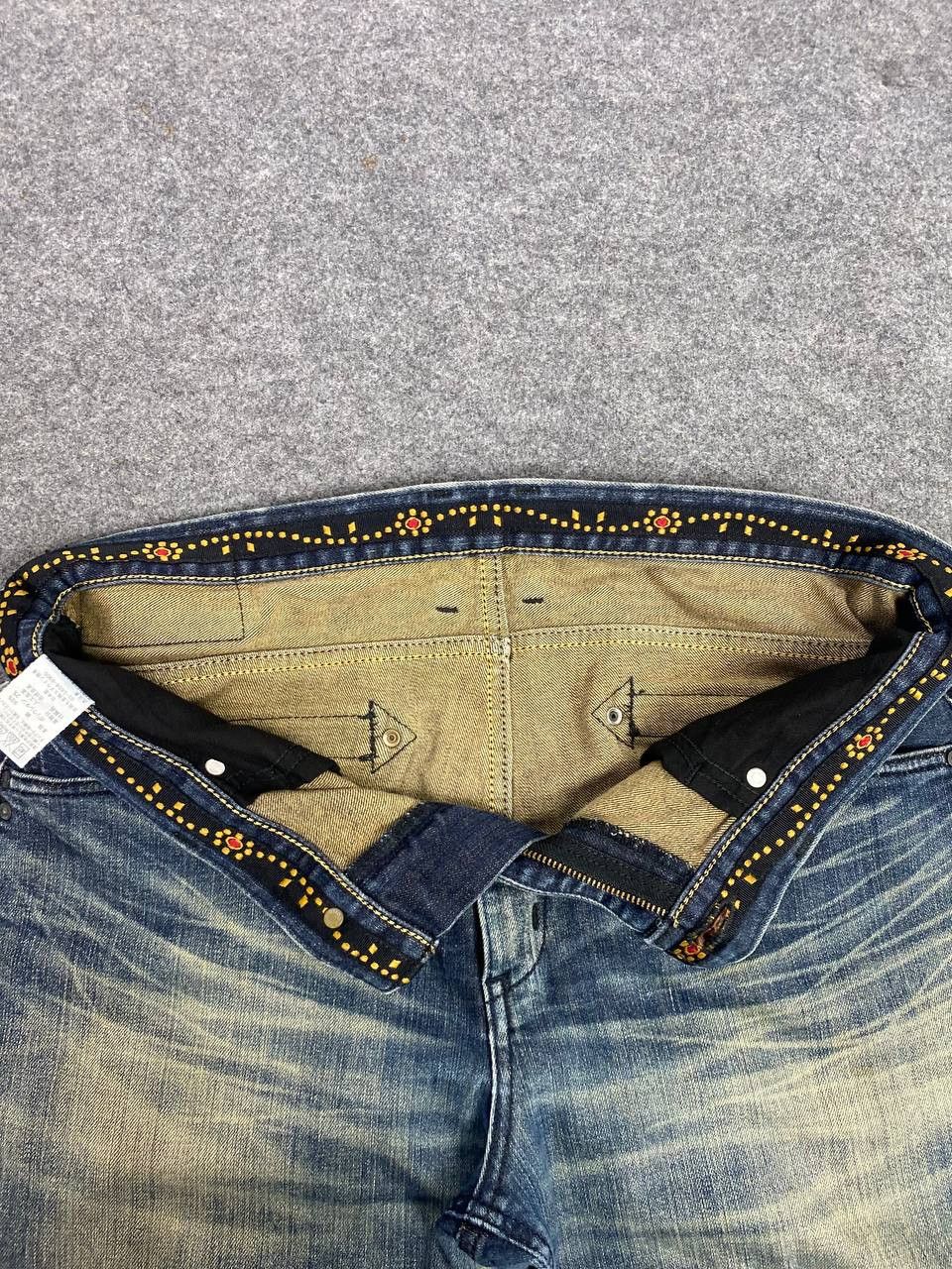 Edwin vintage edwin exclusive distressed denim nice rusty design Size US 36 / EU 52 - 12 Thumbnail