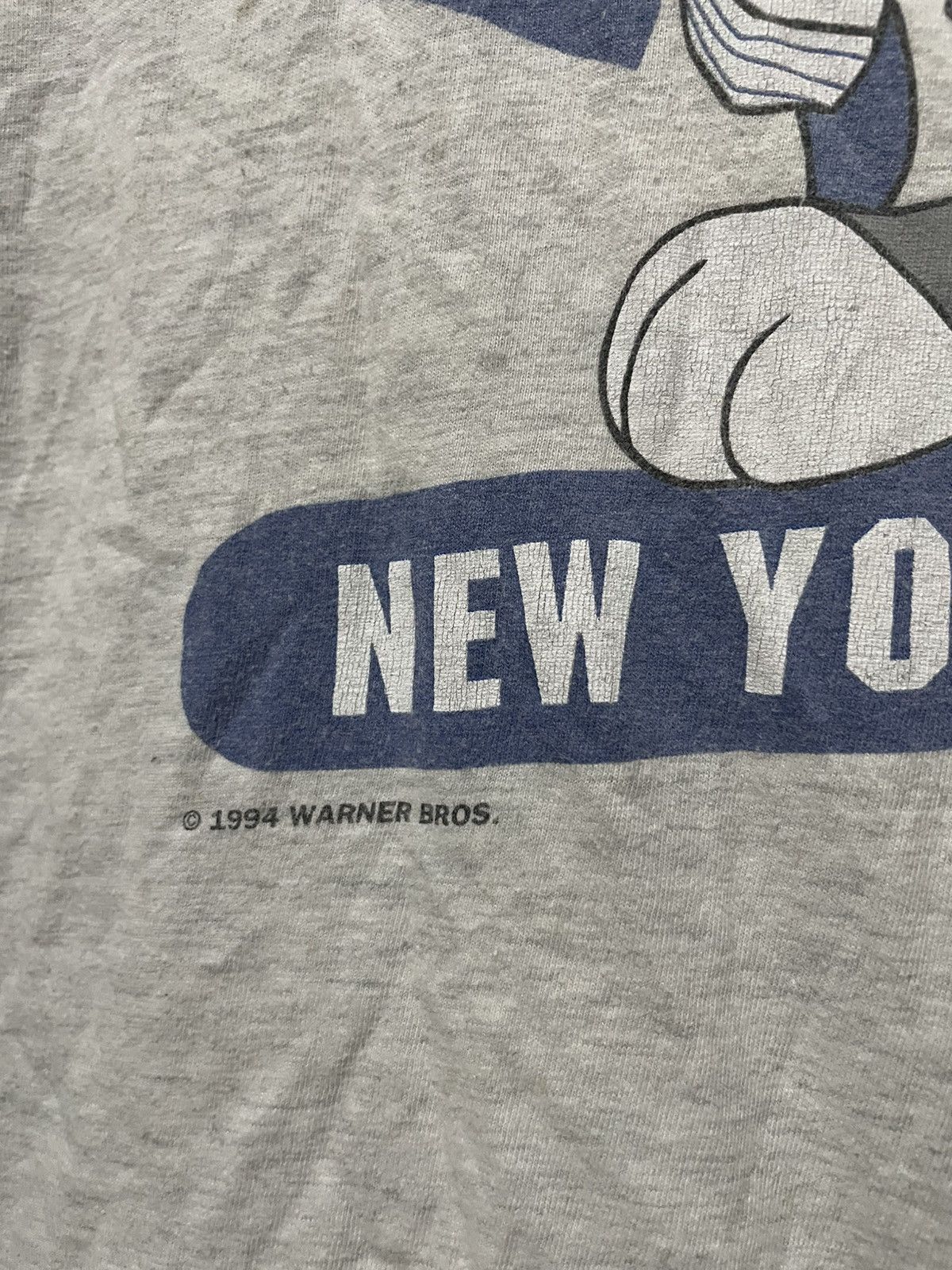 New York Yankees × Vintage × Warner Bros Vintage Yankees T-shirt 1994 Warner Bros. Nutmeg Mills Size US L / EU 52-54 / 3 - 11 Thumbnail