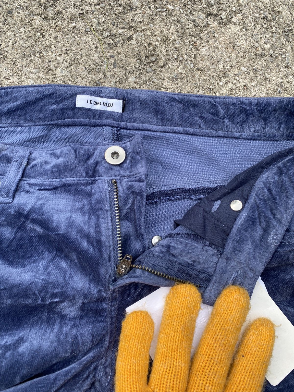 Japanese Brand × LE CIEL BLEU 2000s - Le Ciel Bleu Japan Velvet Low Rise Flare Pant Size US 29 - 13 Thumbnail