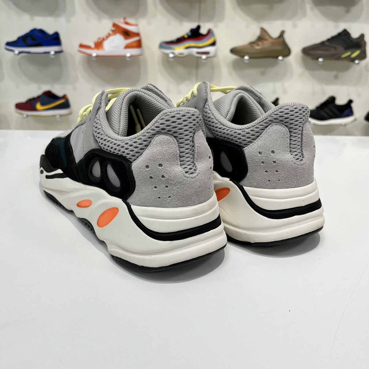 Adidas Adidas Yeezy Boost 700 Wave Runner Size US 11 / EU 44 - 4 Thumbnail